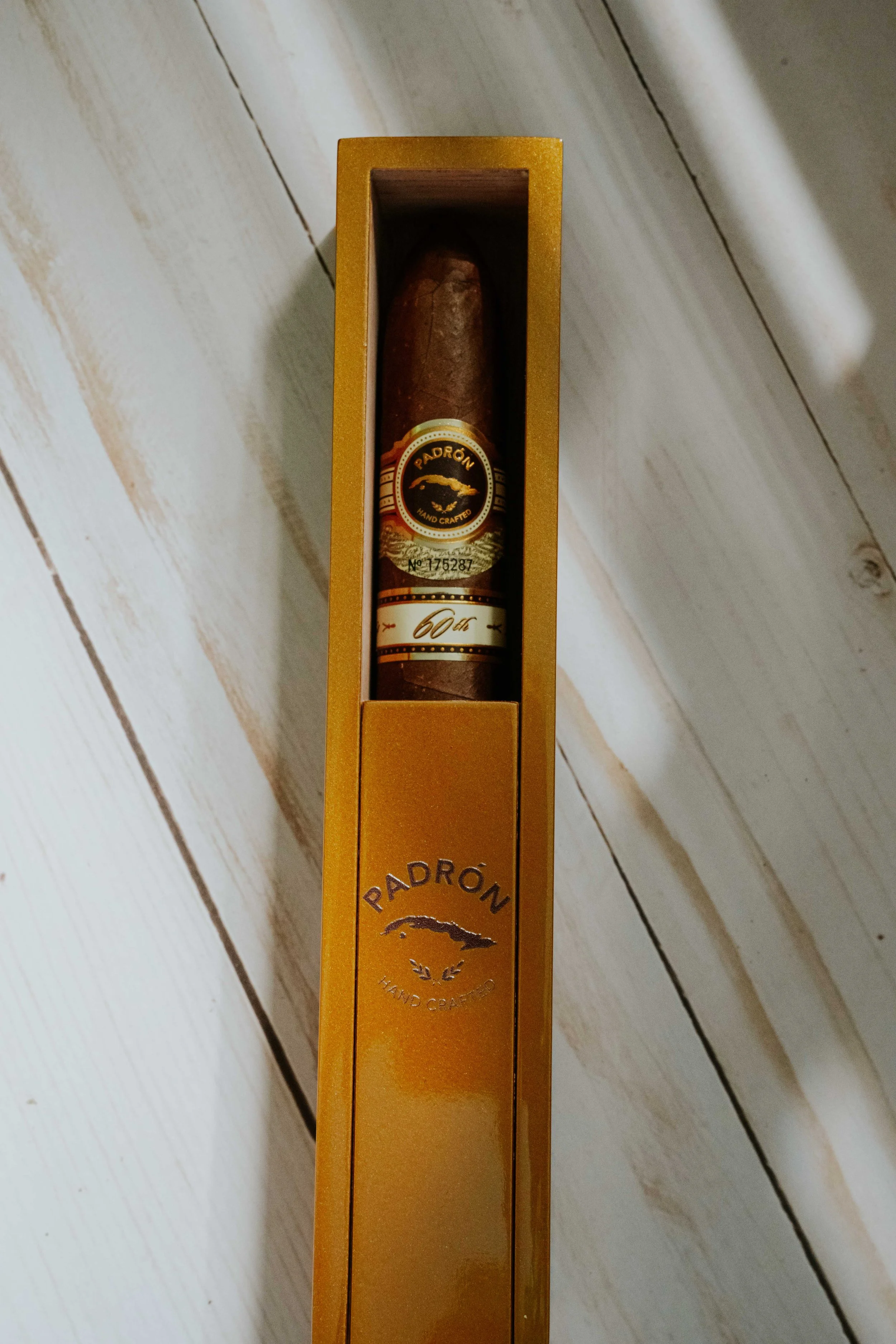 Padrón 60th Maduro