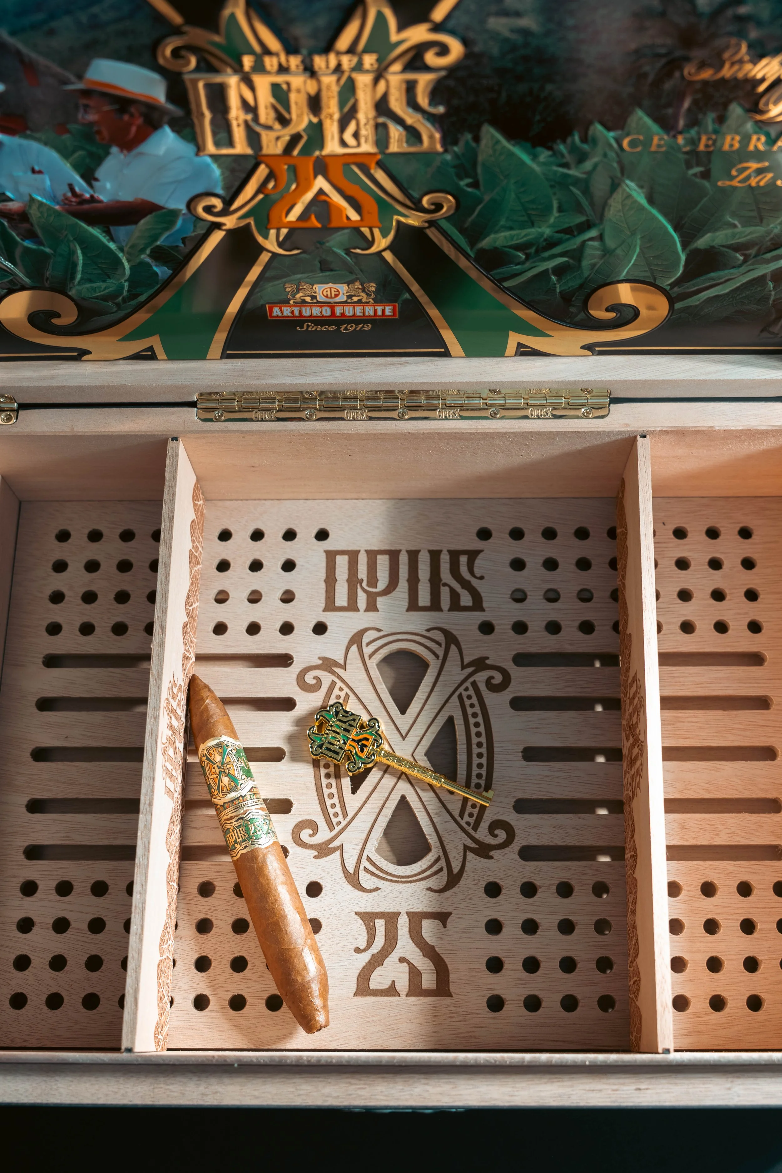 OpusX25-01.jpg