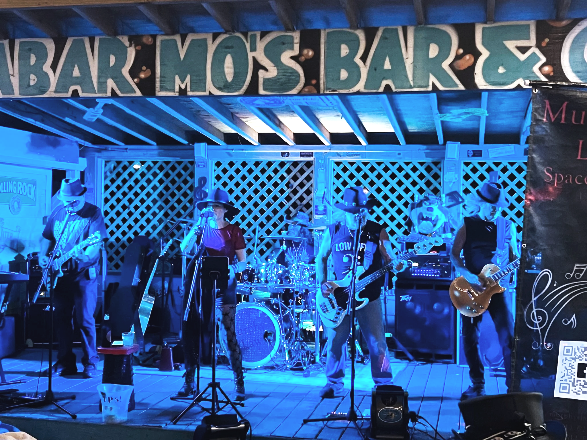 Malabar Mo's Bar and Grill