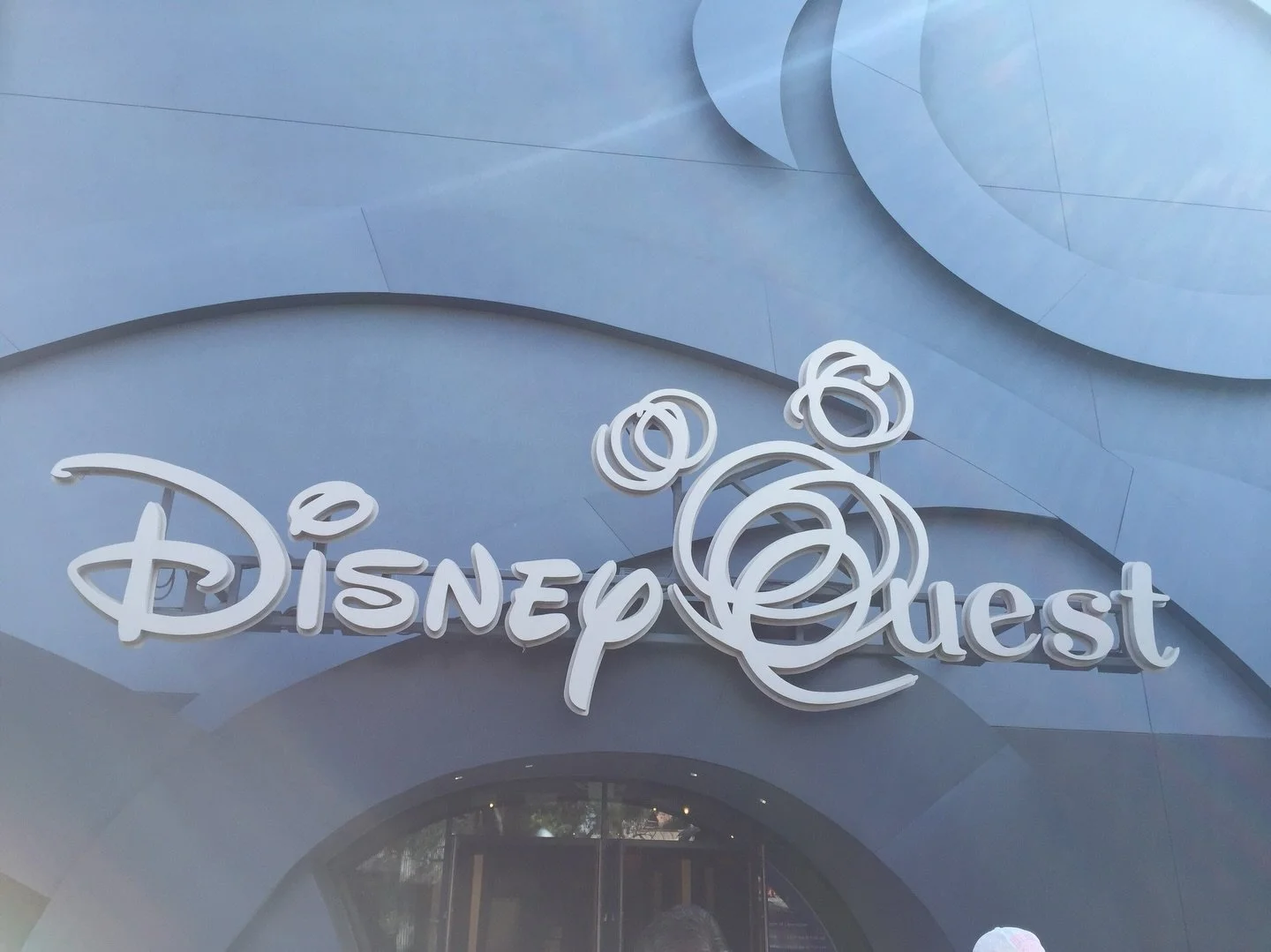 Jumping on the 2016 trend! Who remembers Disney Quest or Bongos in Disney Springs? 

Let me know in the comments. 👇

#2016trend #disneyquest #travelplanner #traveladvisor #disneytravelagent