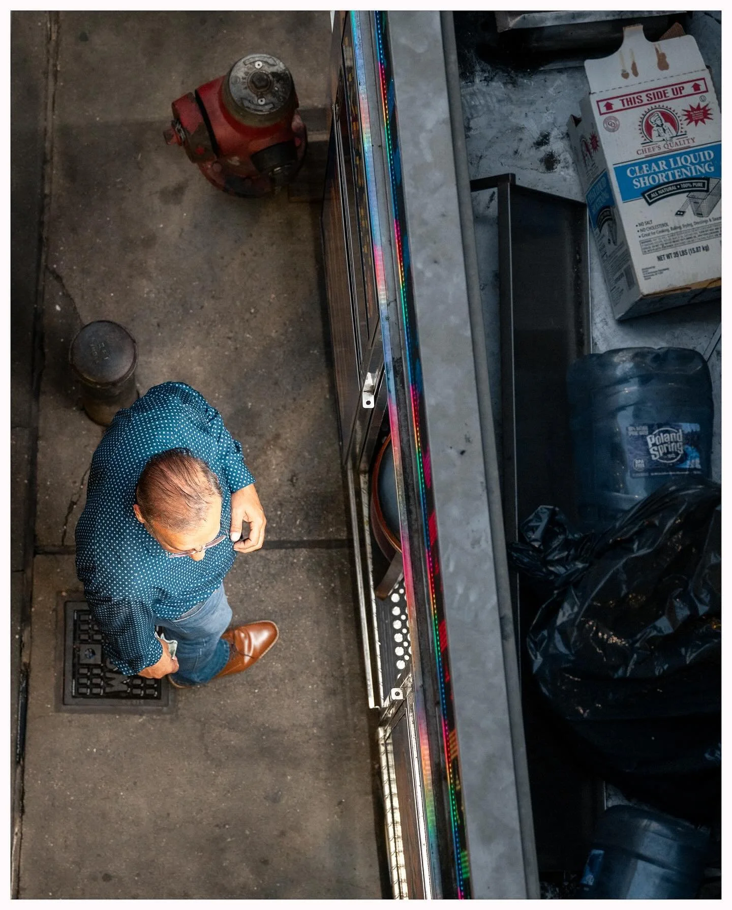 &ldquo;Top-Tier&rdquo; Takeout: The most important transaction of the day. /// Enjoy my second post today before I return to Tokyo.
&bull;	
&bull;	
&bull;	
&bull;	
&bull;	
&bull;	
&bull;  Note: All images are original as shot and NOT computer generat