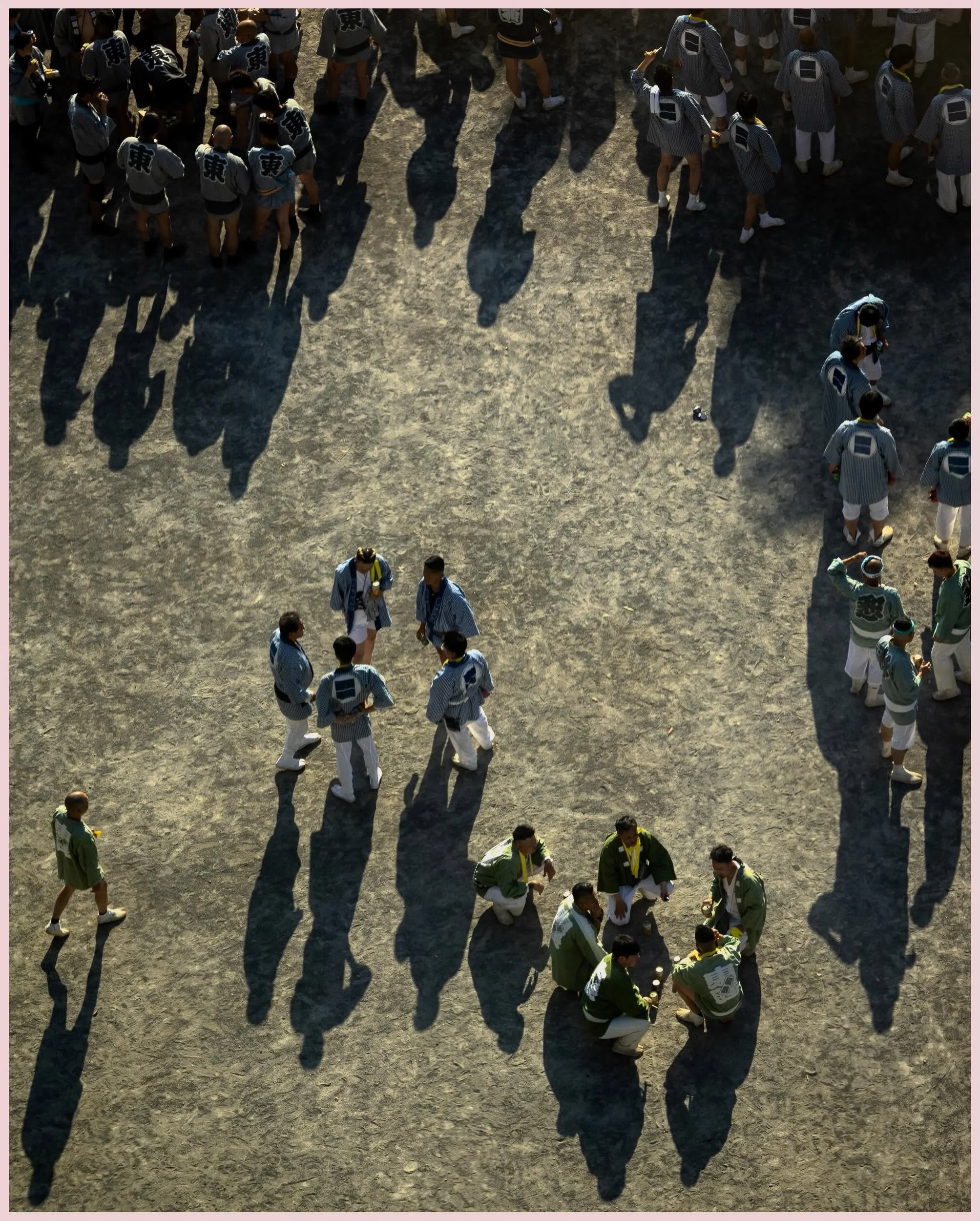 Long shadows, early morning light, and a rising collective roar. The modern city waking up to an ancient rhythm. #sanja #sanjamatsuri #sensoji #dreamstreets