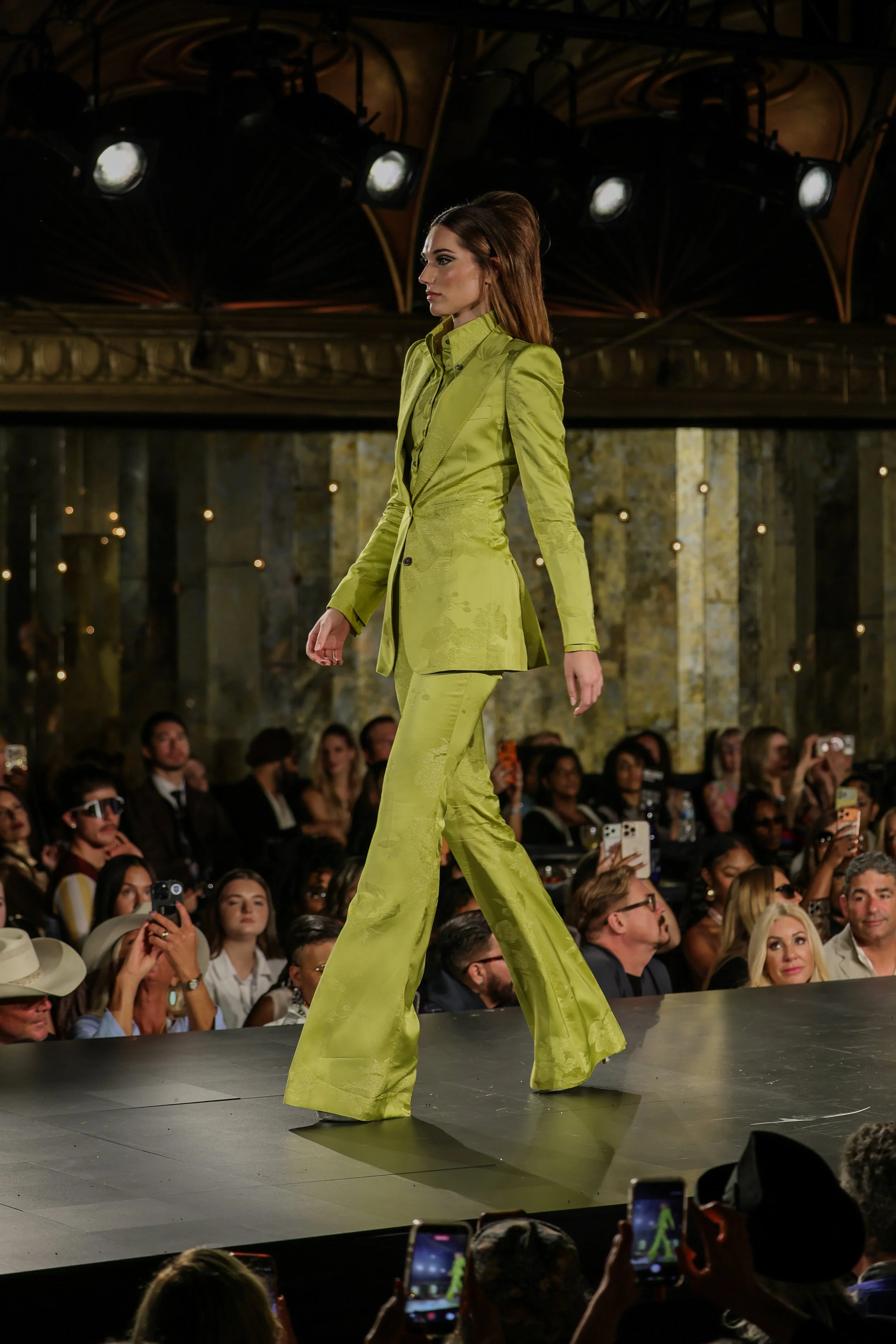 Alexander_Santos_Runway7_House_NYFW_Malan_Breton_Season_Finale-39.jpg