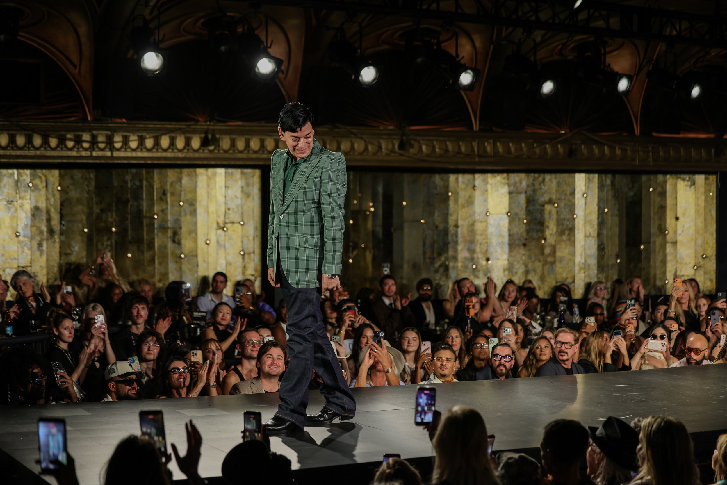 Alexander_Santos_Runway7_House_NYFW_Malan_Breton_Season_Finale-135.jpg