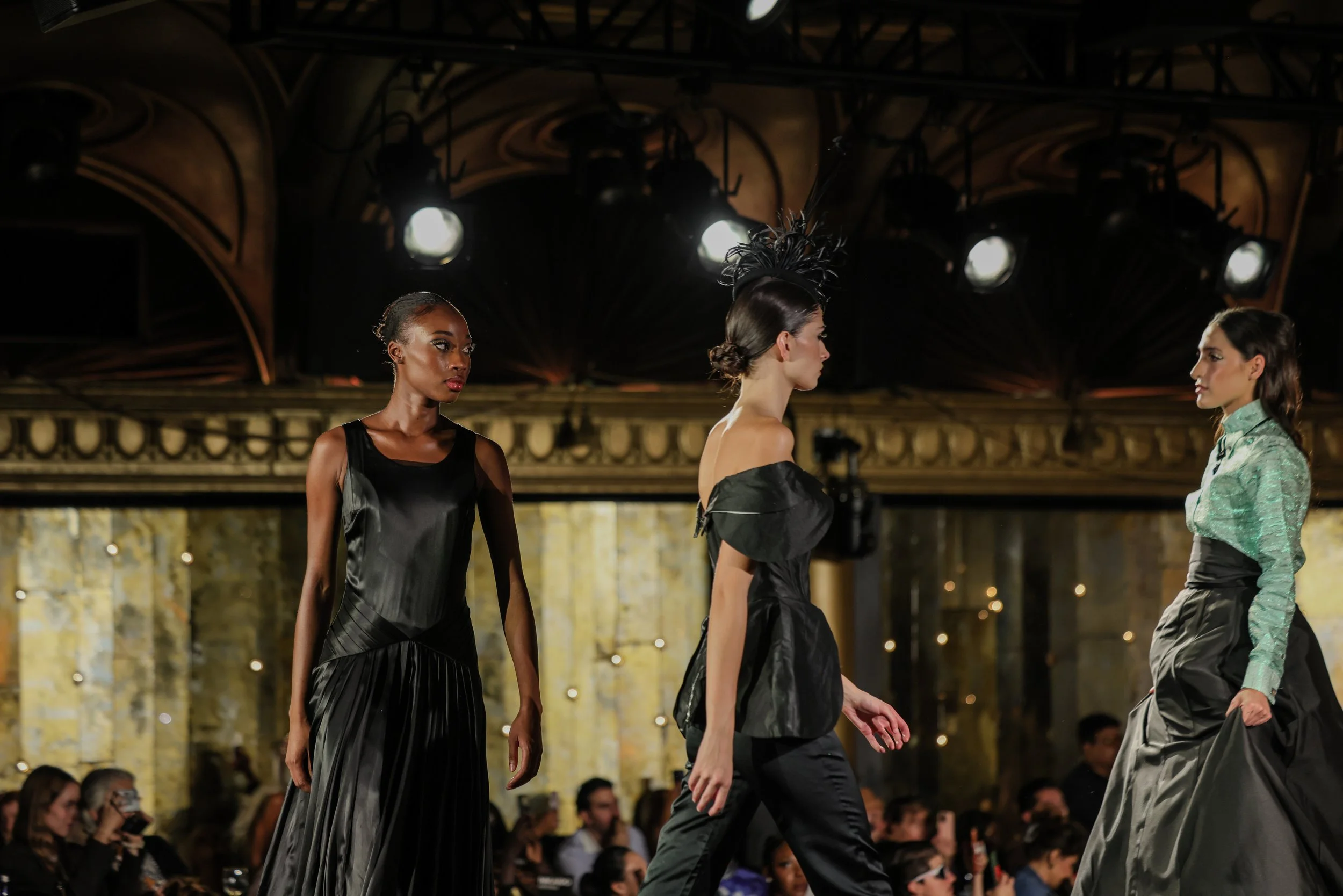 Alexander_Santos_Runway7_House_NYFW_Malan_Breton_Season_Finale-131.jpg
