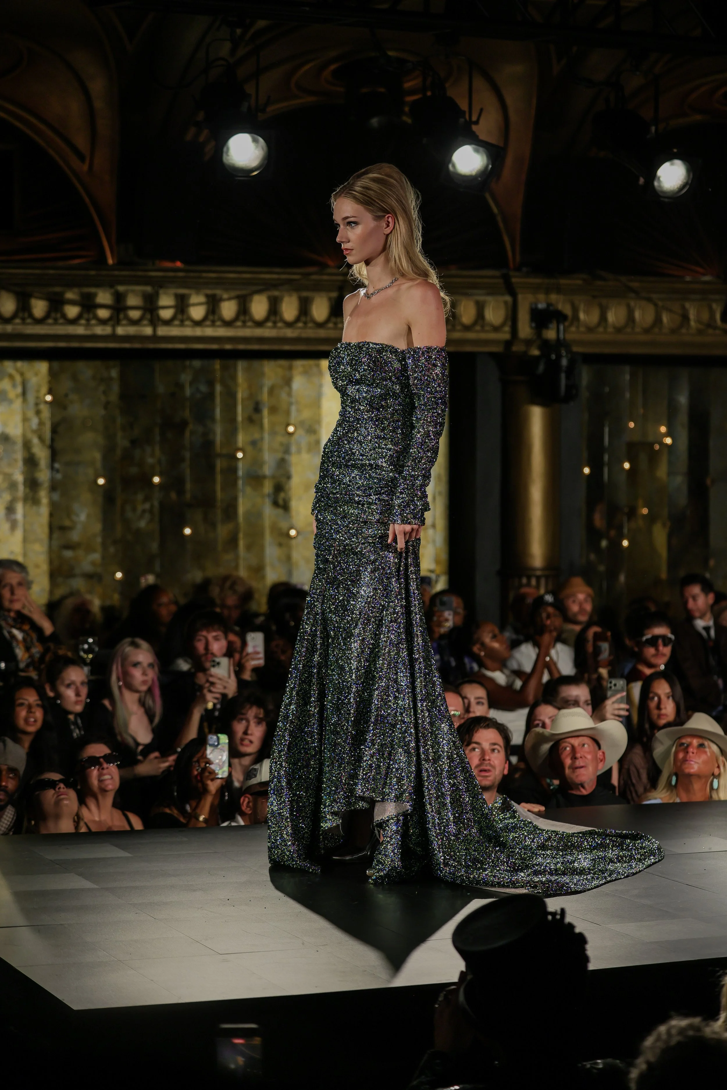 Alexander_Santos_Runway7_House_NYFW_Malan_Breton_Season_Finale-23.jpg