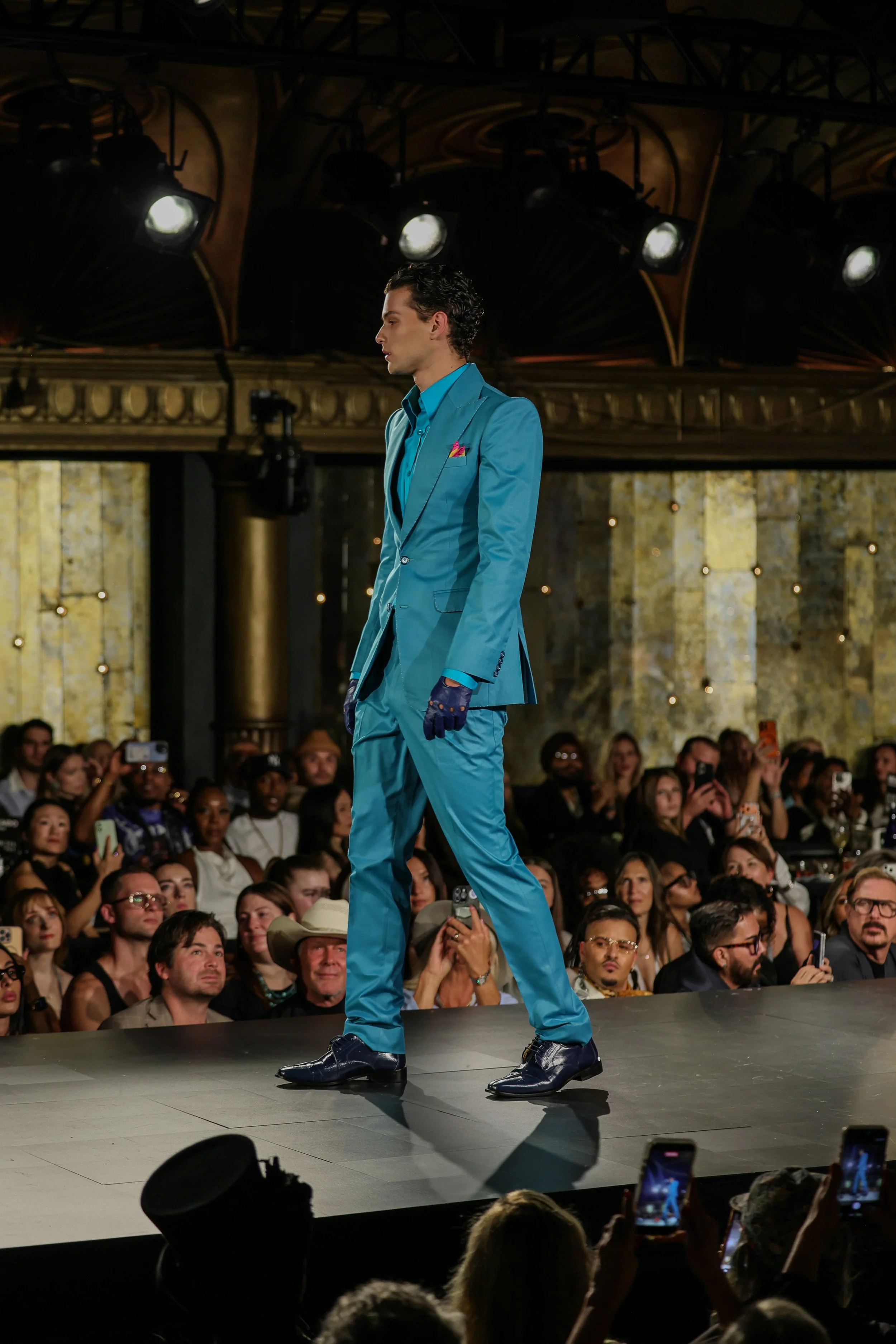 Alexander_Santos_Runway7_House_NYFW_Malan_Breton_Season_Finale-12.jpg