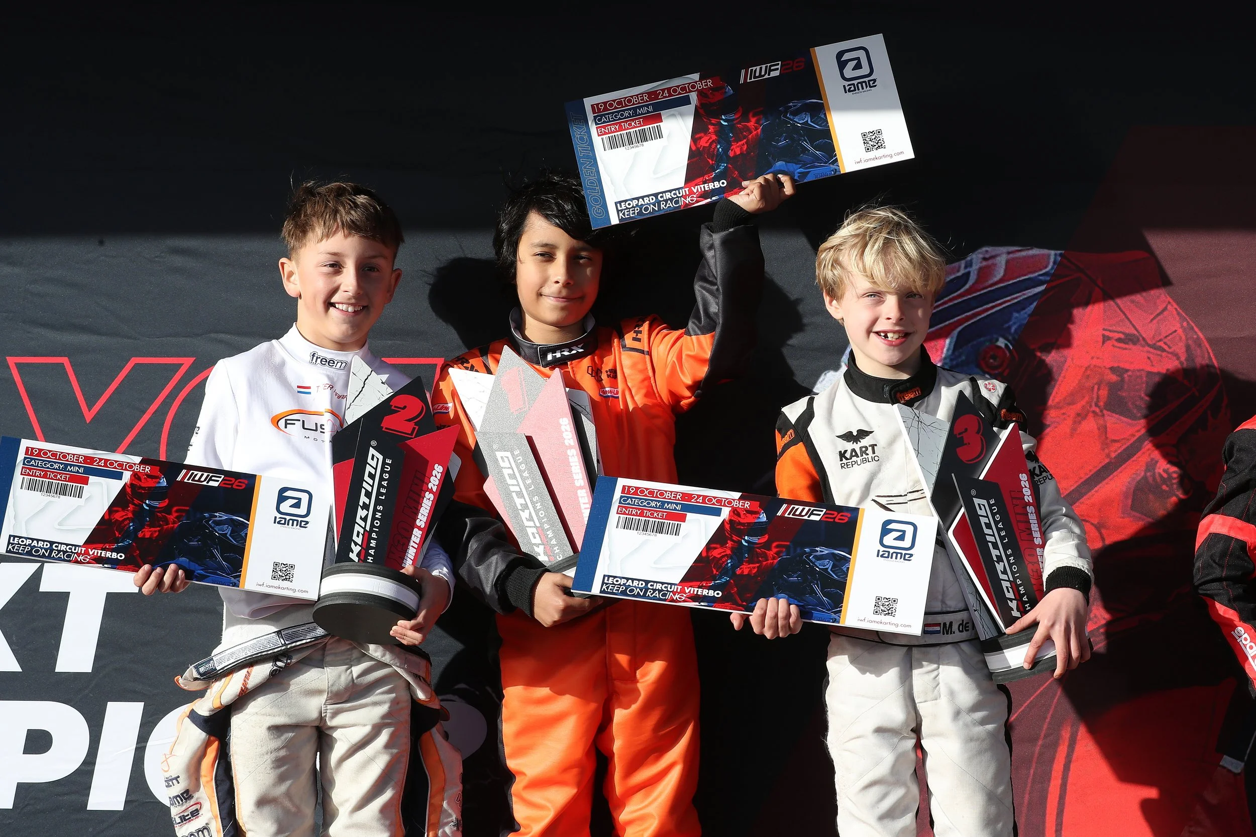 Mini overall Champs BH5I9245.JPG