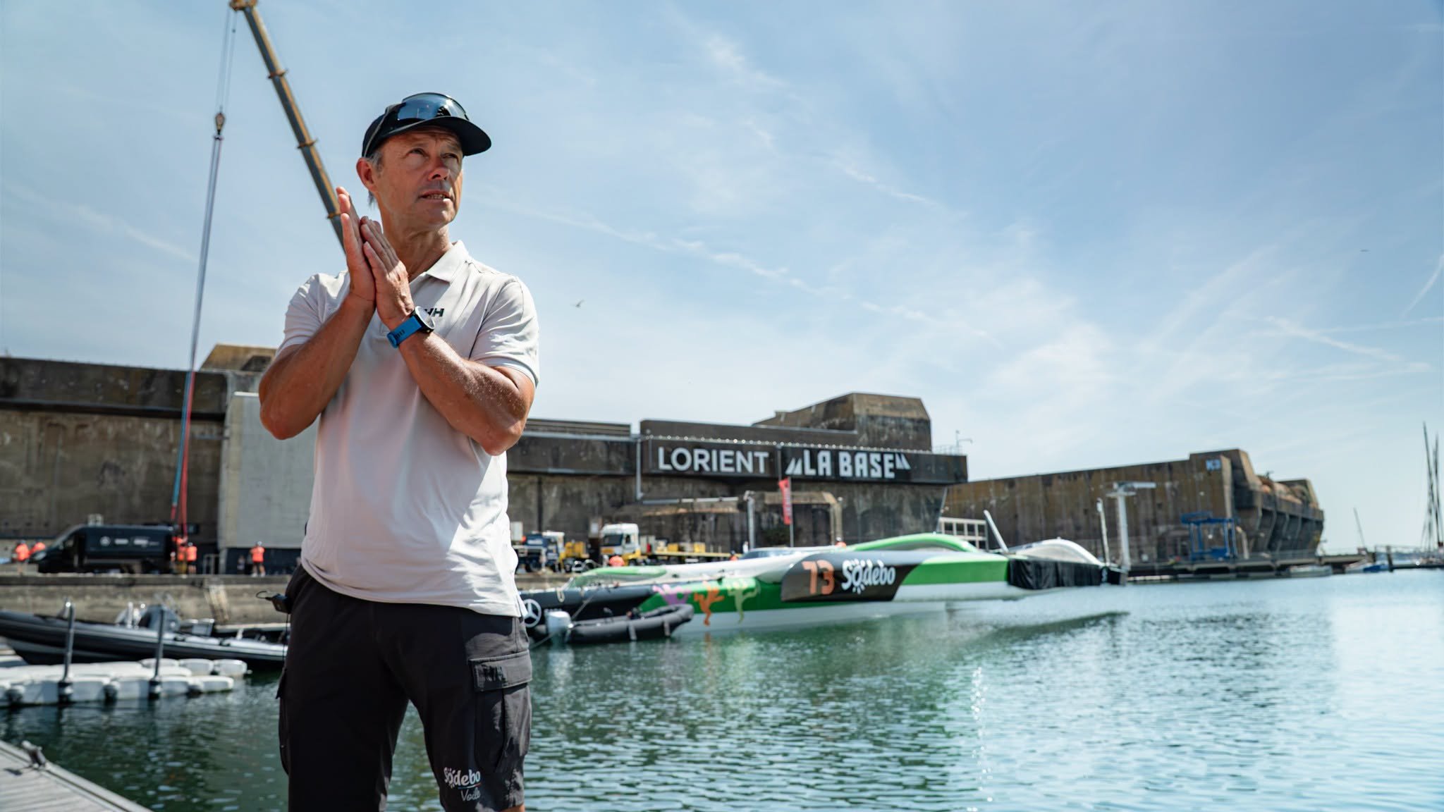       
  
     MISE A L’EAU DE SODEBO     Il y a six mois, les dernières images de Sodebo Ultim 3 étaient celles d'un trimaran tout juste couronné sur le Trophée Jules Verne et tout aussi éprouvé par son Tour du monde.  Depuis, le bateau a connu un c