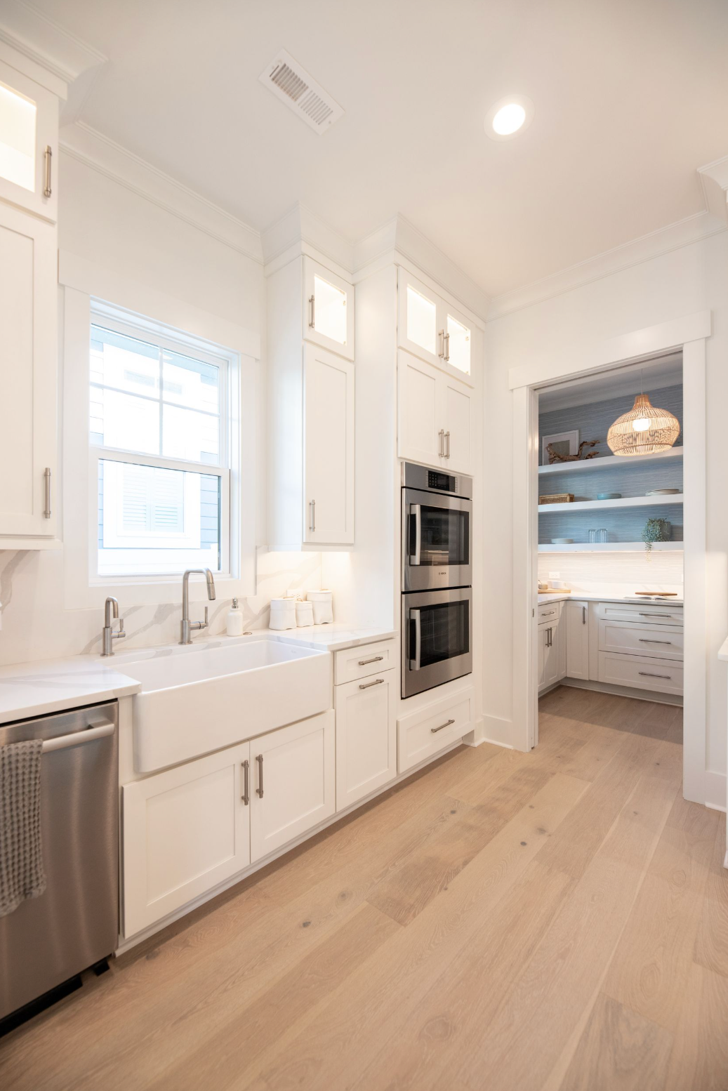Transitional Kitchen Remodel by Magnolia Grove Design & Cabinetry project photo 2