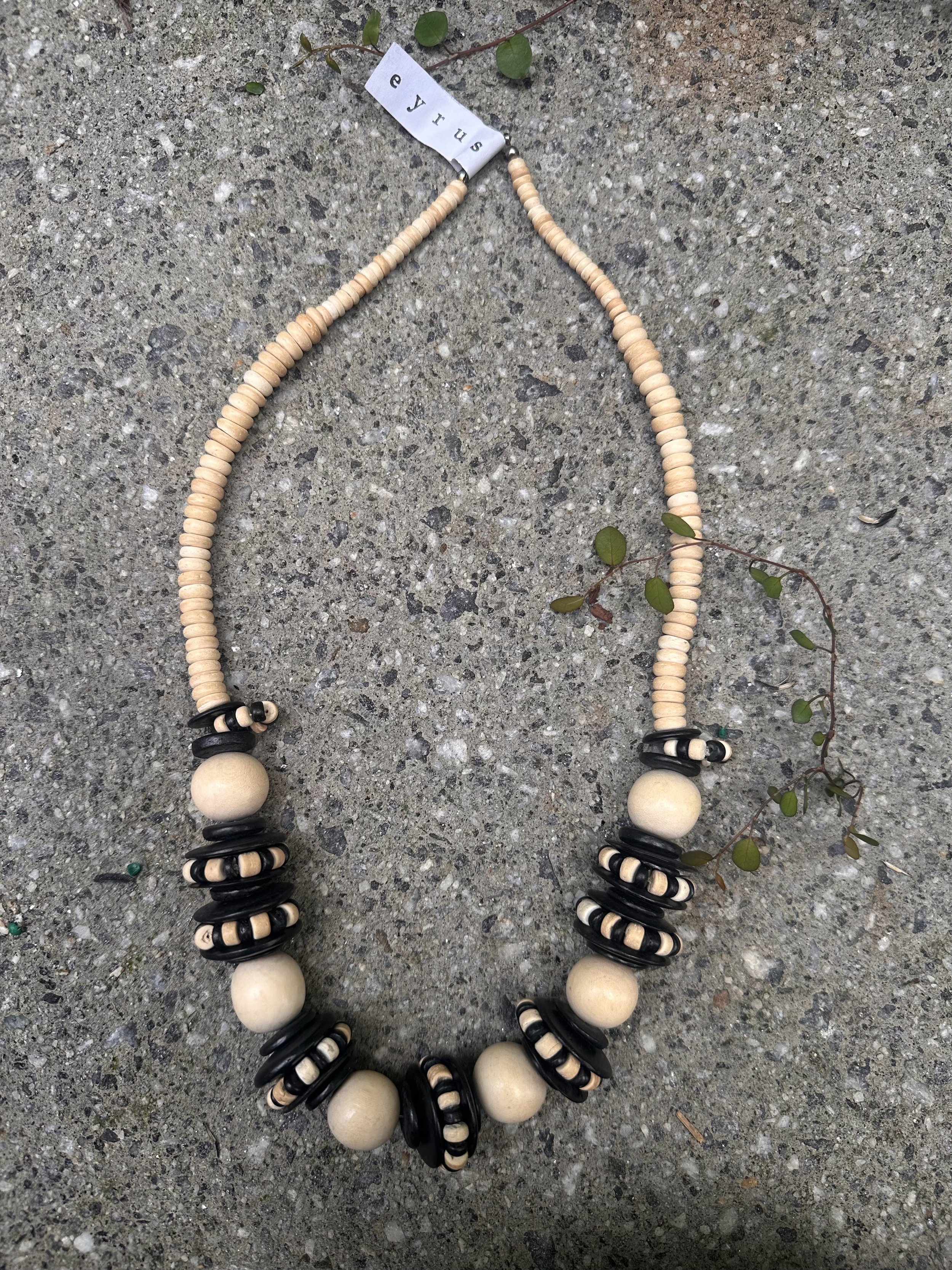 Dune Rhythm Necklace