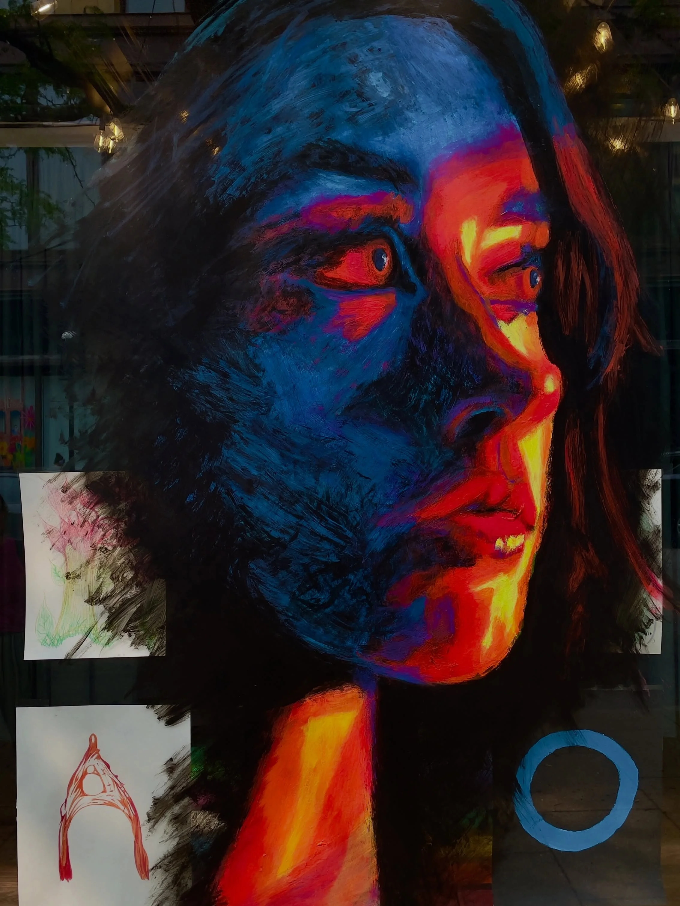 Thank you to @mosaiclowell. I had a great time painting this mural on central st downtown at @thecupcakesalon for the @lowellfolkfest and Lowell&rsquo;s 200th anniversary.

#windowmural #muralist #lowellfolk #portraitpainting #postnoir