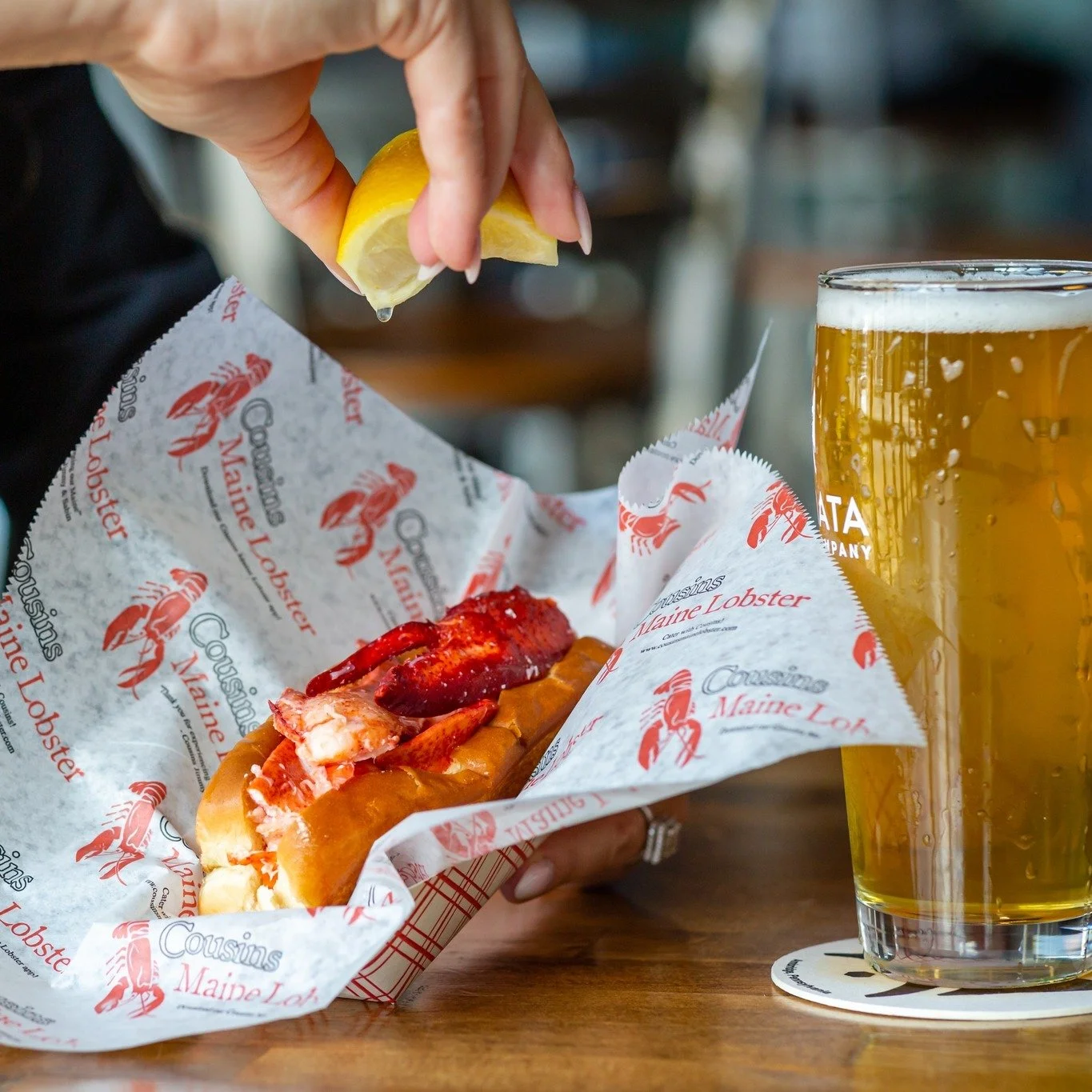 The vibes? Immaculate. The beer? Cold. The lobster rolls? Right in our parking lot this Sunday 🦞
Cousins Maine Lobster is rolling up from 12-6pm and we'll be here pouring pints to pair with your seafood fix. 
Dare I say.... Sunday Funday???
Mark