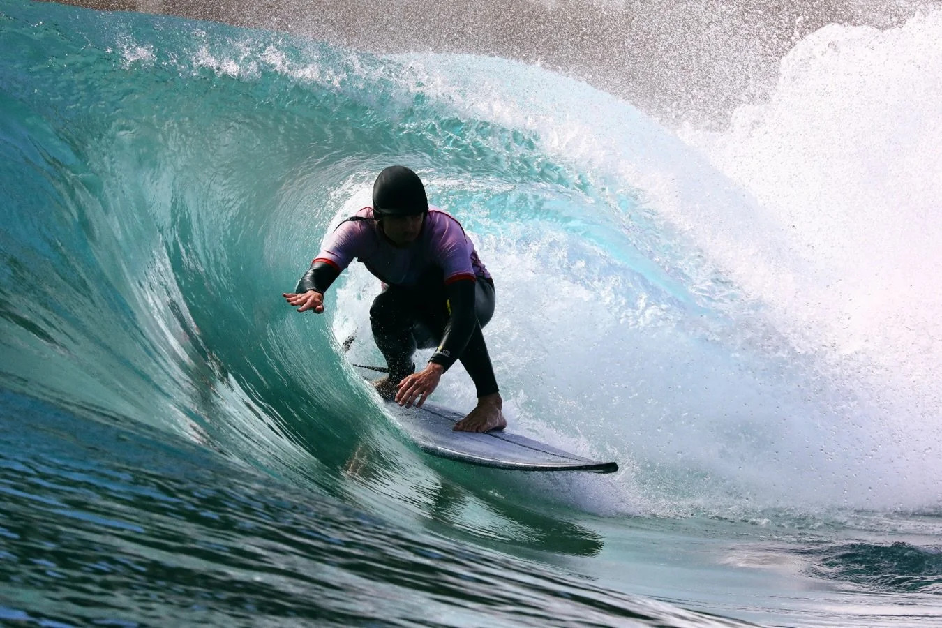 Excited to head back to @lostshore next month with the crew 🌊 

~ happy wedding day to the shredder @gustavsennton 🍾 🏄&zwj;♂️ 

#SurfPhotography #Wavepool #SurfPhotos #Surf #WavepoolMag