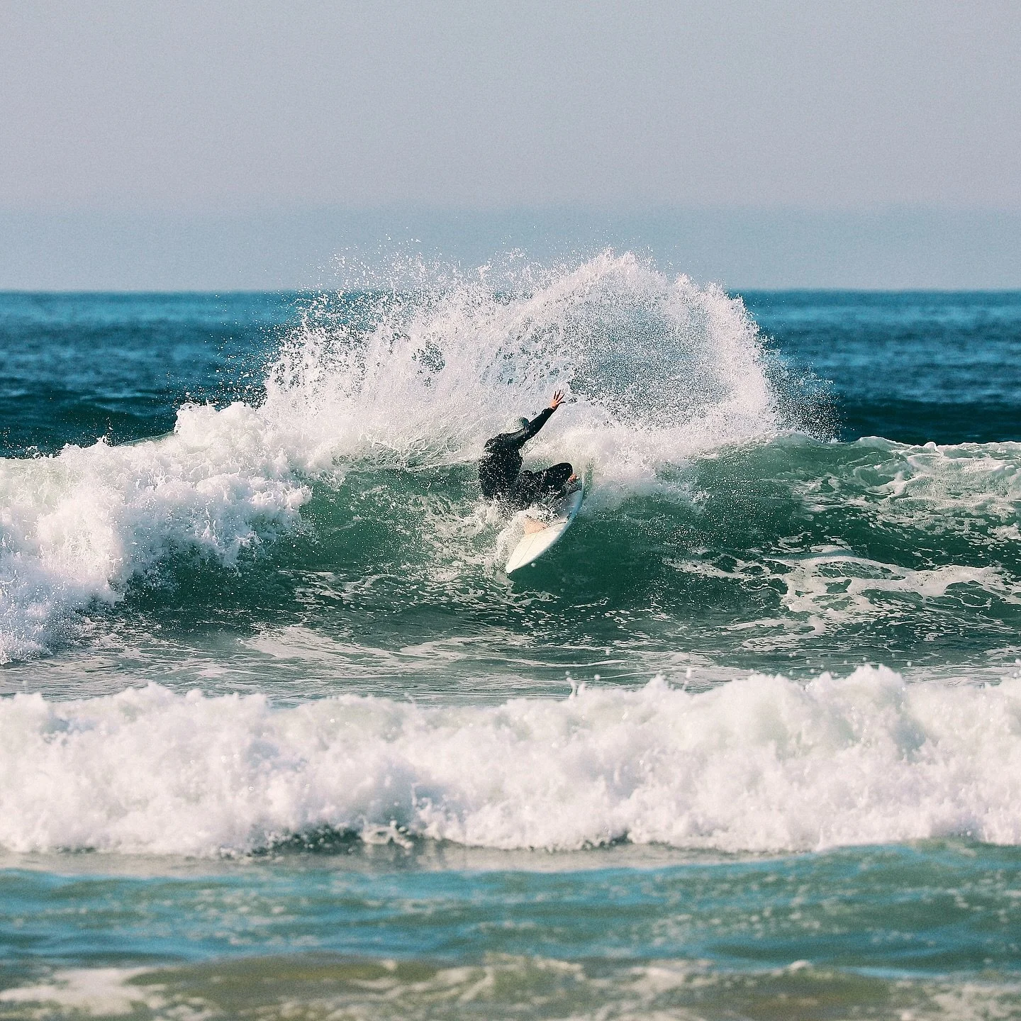 I&rsquo;m expanding my surf photography offering in Newquay! Introducing a new surf photography partnership, as part of world-class surf coaching at @rsjsurfacademy. 

You can now book me as a private surf photographer when you book your surf program