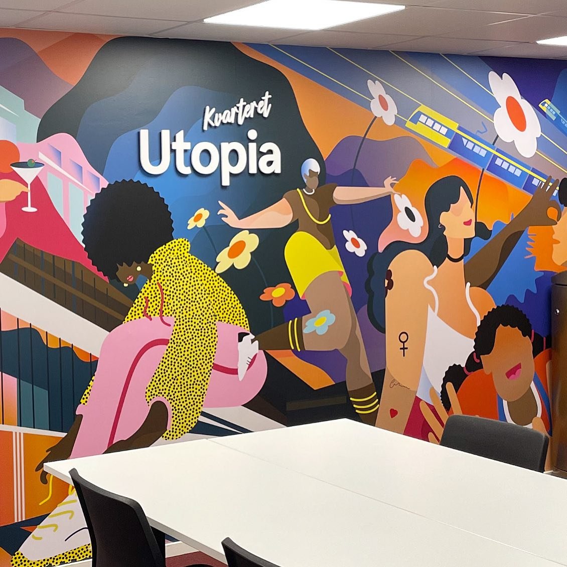 H&auml;nger du i Kvarteret Utopias konferensrum s&aring; m&ouml;ts du av mina illustrationer 💖