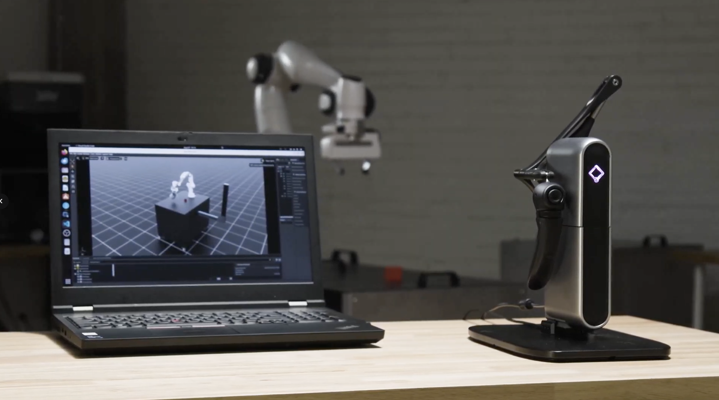 HAPLY und NVIDIA auf ROBOBusiness eine Demo zu physikalischer Echtzeit-KI und Fernsteuerung