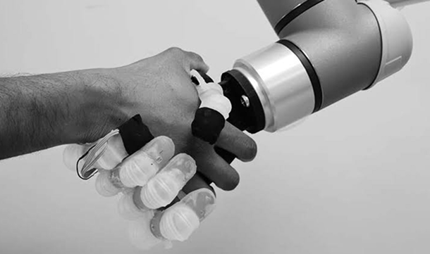 TimesLIVE untersucht, warum die nächste Robotergeneration Tastsinn benötigt