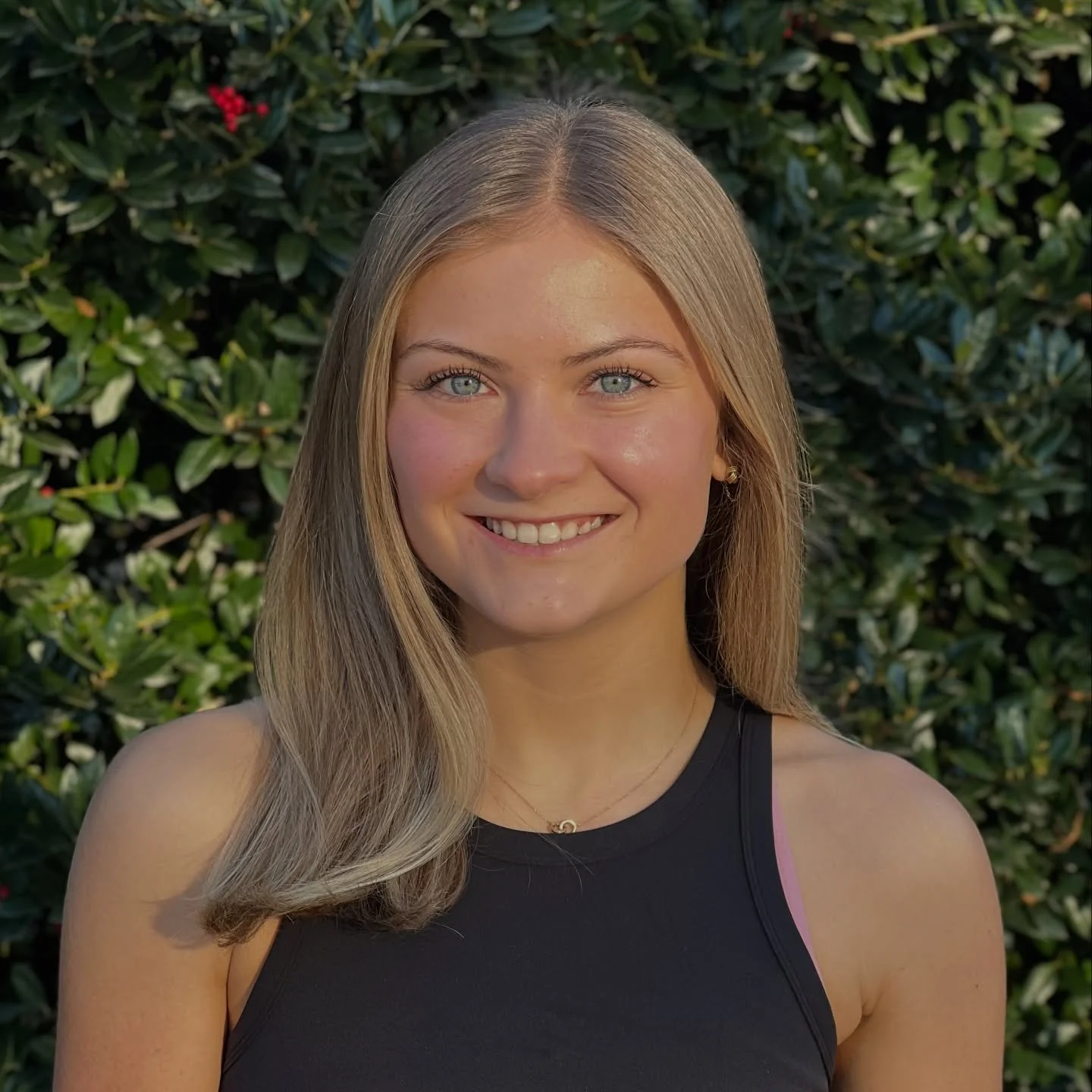 Join us in welcoming @davisbridgers to the floor this Wednesday, December 17 at 6 PM! This class is free for anyone to join. We hope to see you there in support of Davis&rsquo;s first sweat session on the mic at Hilliard Studio Method!