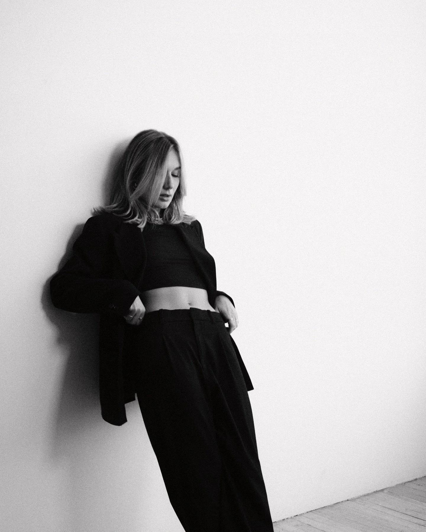 Fun shoot avec @penzcb ! 😎🎥📸 Elle a autant de talent devant que derri&egrave;re la cam&eacute;ra. Toujours un plaisir de collaborer avec des gens passionn&eacute;s comme elle ! 🙌