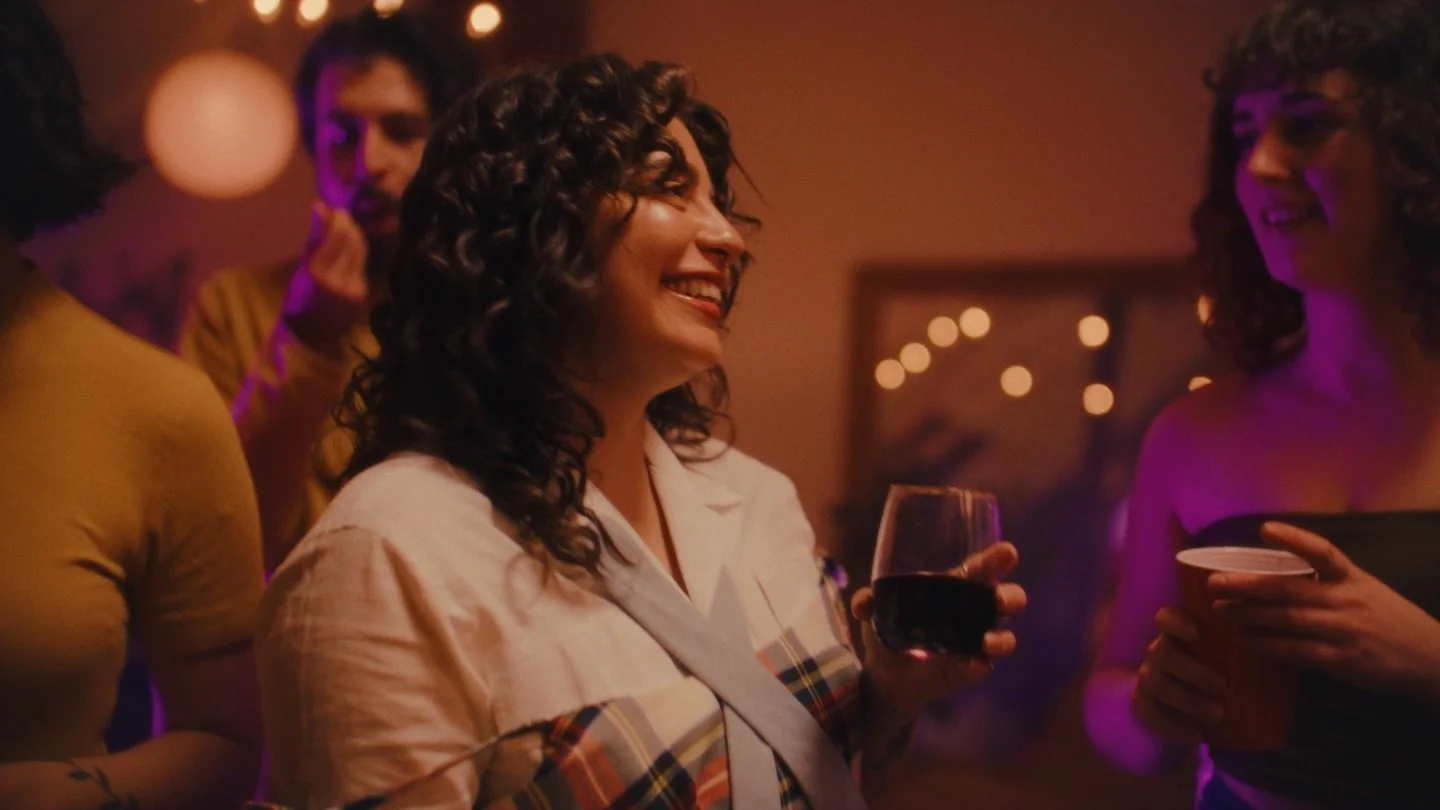 Clip pour @leoniegray 💙🎥 
Good job team ! 👏🏻🎉

R&eacute;alisatrice/Artiste @leoniegray
Productiob @spectramusique
Productrice ex&eacute;cutive @lamaisonmereproductions / leoniebourassa
Co-R&eacute;alisateur/Producteur/Monteur @onlyoster
DOP @kev