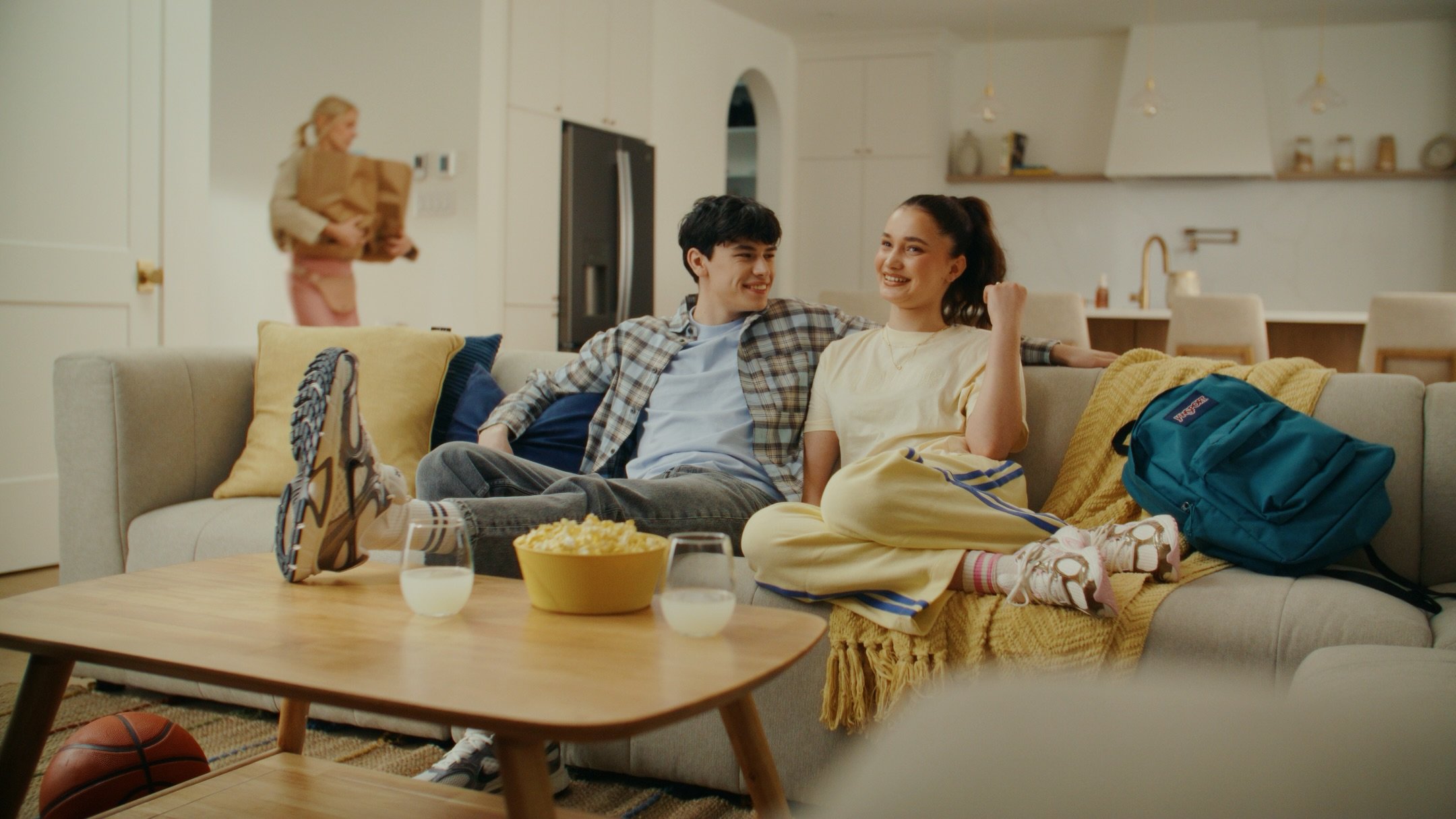 1 of 6 commercials in 2 days with @rubinoshoes and @havencreative.space 🎥👟

Directors @anthony_liscio @lianamcarbone
Digital strategist @mtothejay Photographer @lianamcarbone
DOP @kevinmackinnon.ca
AD @azaryazbek
Stylist @melissasal
Hmua @la.face.f