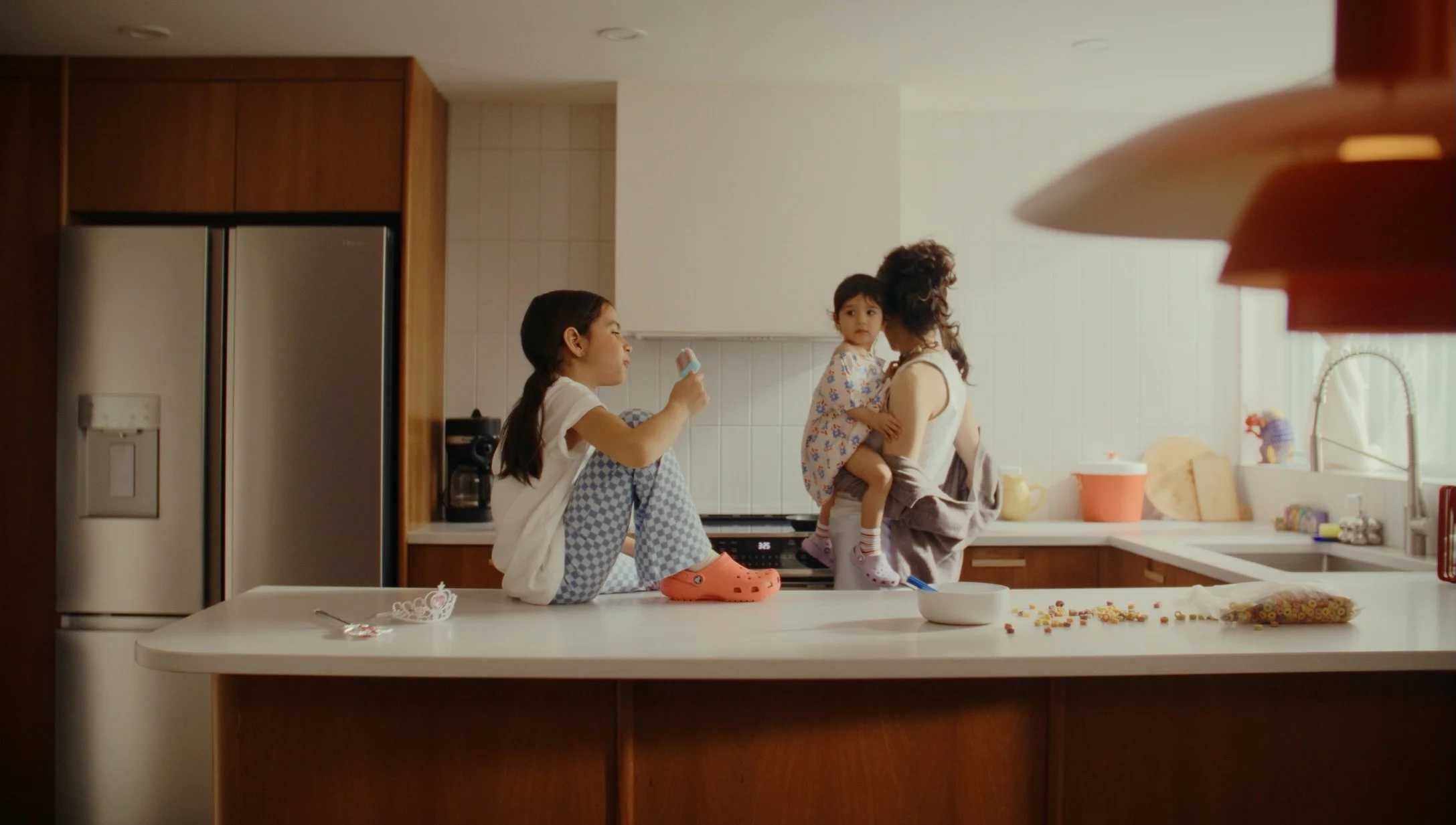 A few frames from a commercial I shot @rubinoshoes with @havencreative.space 🎥👟

Always fun collaborating with great people and brands. 🎬

Directors @anthony_liscio @lianamcarbone
Digital strategist @mtothejay Photographer @lianamcarbone
DOP @kevi
