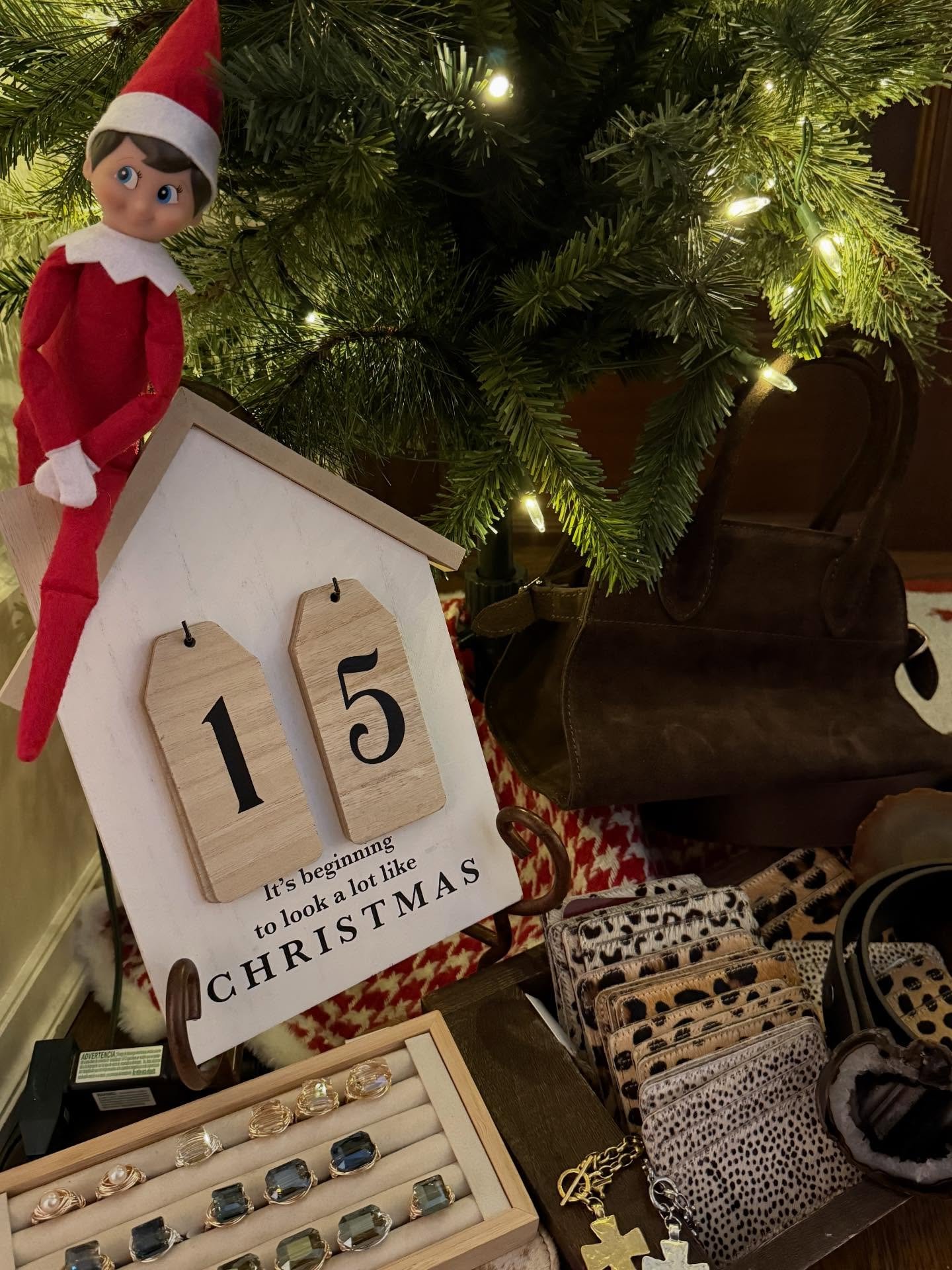 15 days till Christmas 🎄
Elf-approved gifting at GLoriginal.
See something you like?? DM us!!
#ShopGLoriginal
#ShopSmall
#WomenOwnedBusiness
#ChristmasCountdown
#HolidayGifting
#ElfOnTheShelf
#UniqueGifts
#ThoughtfulGifting