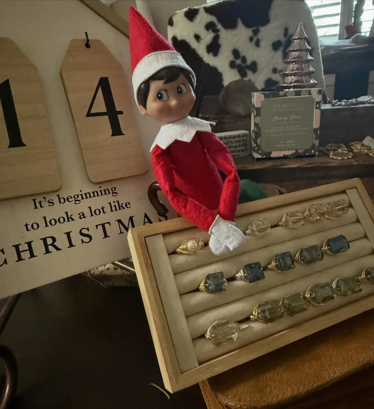 The pieces you asked for? They&rsquo;re back.
Elf-approved, holiday ready, and perfect for gifting.
14 days to go &mdash; DM to shop the restock. ✨💍

#GLoriginal #BackInStock #HolidayStyle #GiftGLoriginal