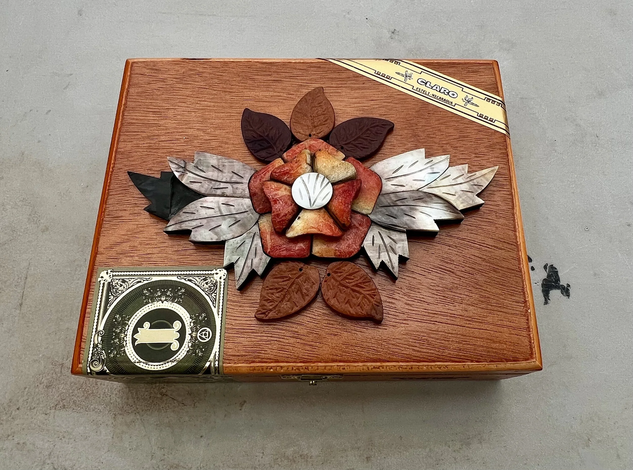 Decorating Cigar Boxes