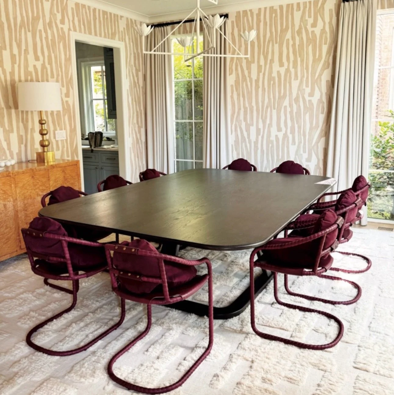 Custom pieces designed to last. You can trust J Block and Co with thoughtful craftsmanship and timeless style.

Photo: White Oak Dining Table with Custom Black/Brown Oil Finish

@jblockdesigns 

#interiordesign #luxuryinteriors #luxurydecor #customfu