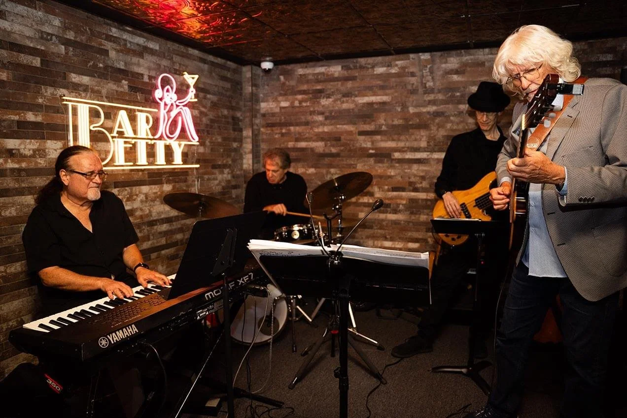Martin Hand &amp; Friends