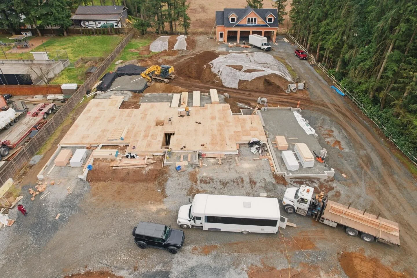 Aerial update on our Langley custom build! Big things coming and the vision taking shape. Stay tuned! 📷 
#Bringingitalltogether