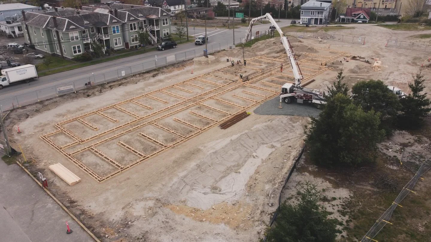 Swipe through these aerial shots from last week&rsquo;s footing placement on our 30-unit low-rise apartment project in Powell River! 

Partnering with @bchousing and Tla&rsquo;amin Nation on the tiskʷat Apartment. Excited to share more progress as it