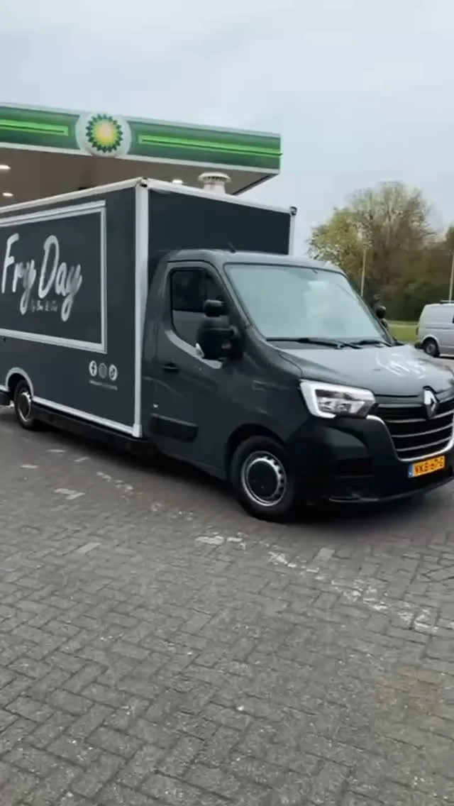 Wijk aan Zee, jullie waren heerlijk! 🍟🍔🌞
De zon scheen, de friet was goudbruin, de burgers waren juicy en jullie honger oneindig 😍
Tot de volgende “Fry Day”!
#FryDay #Smaakmarkt #WijkaanZee #foodtruck #frydaybybenenjes