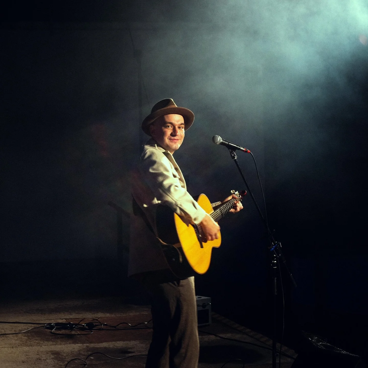 Hello 2026! 🥳❤️

Ich hoffe ihr seid gut ins neue Jahr gekommen. Bald stehen schon meine ersten Shows an und ich w&uuml;rde mich sehr freuen euch dort zu sehen: 

17.1.2026 - Olympia-Stadion Atrium (VIP Lounge) beim Spiel Hertha vs. Schalke (18:30 Uh