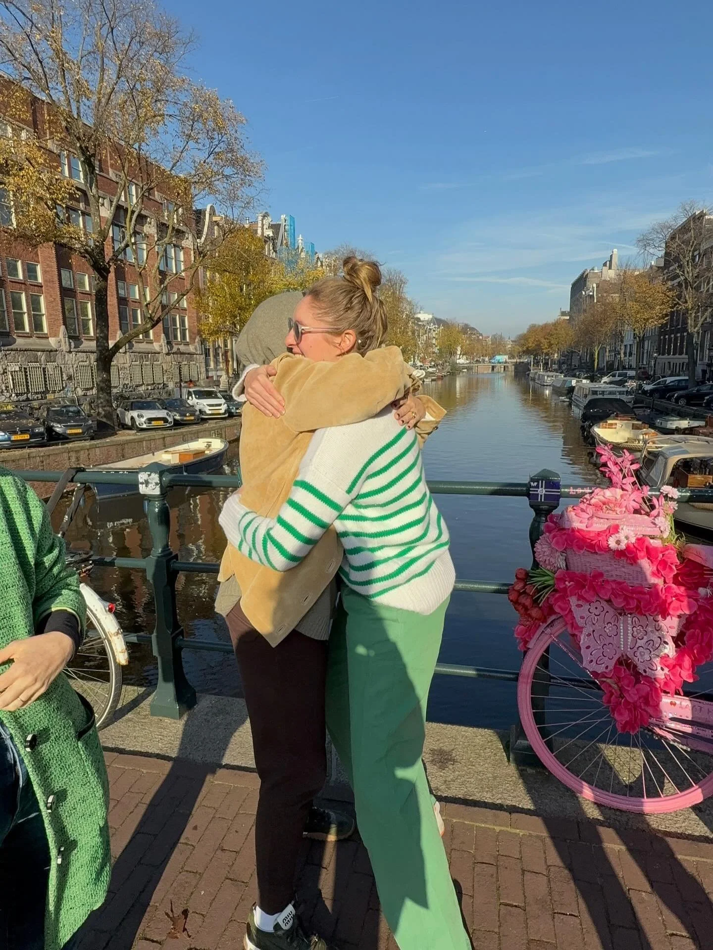 A recap of the birthday surprise of a lifetime, my Amsterdam recs, and some thoughts on how to maintain friendships in your 30s (after kids) is hitting your inbox tomorrow. Make sure you subscribe to Munch Menus so you don't miss November's Snack Tim