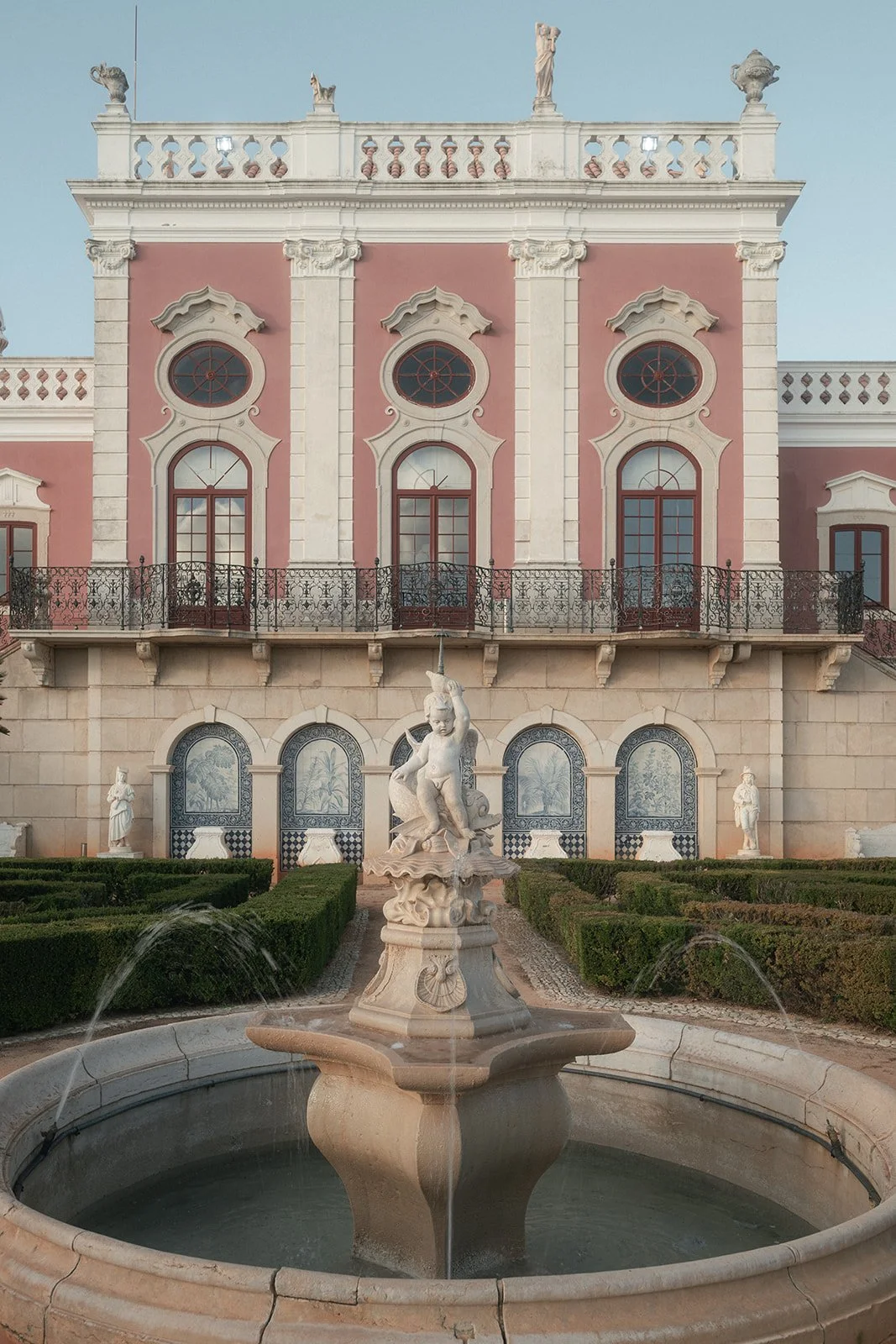 250501 Alex Kyra 1 welcome event-104.jpg