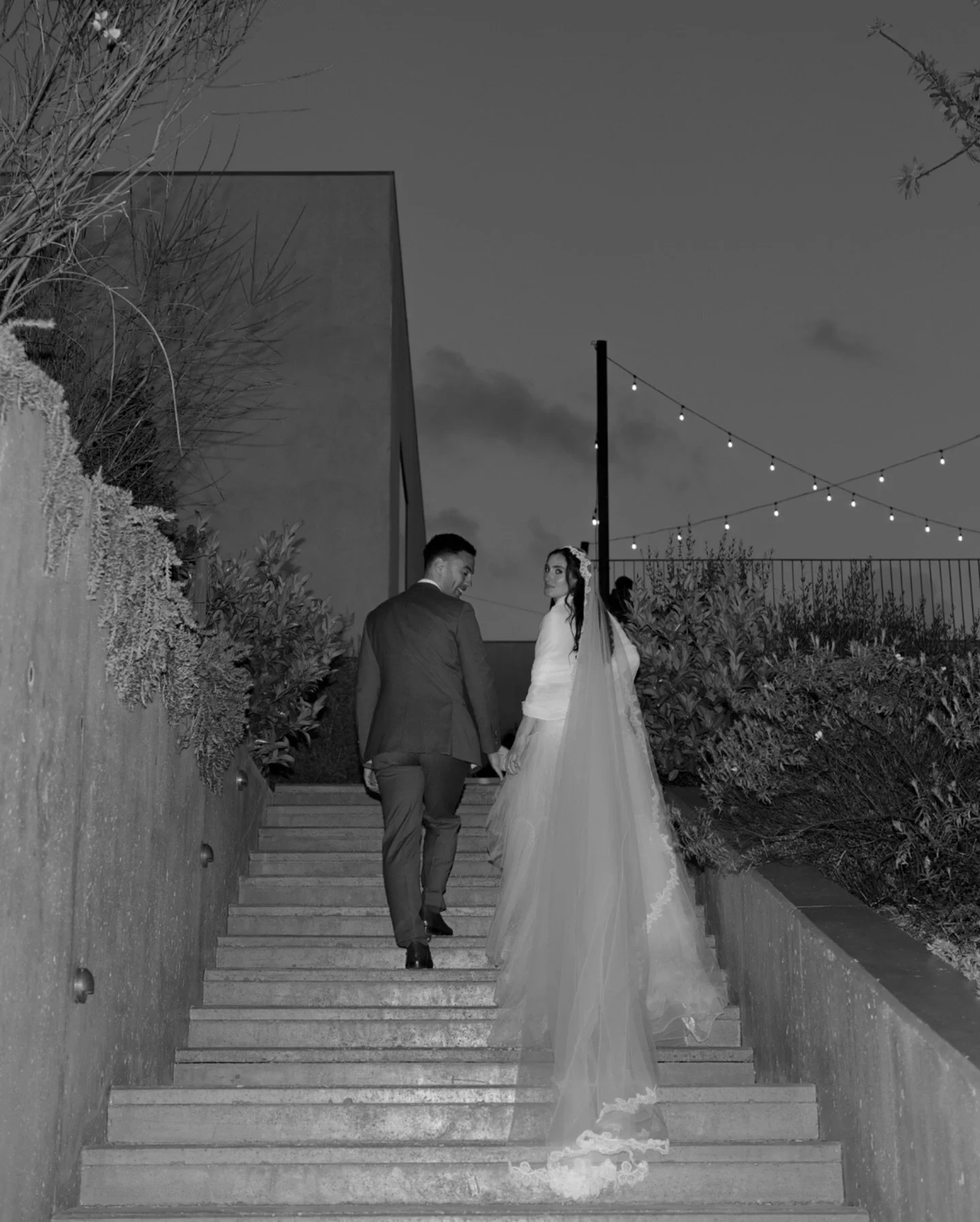 The after party.

Planner: @algarvedreamweddings 
Styling &amp; decor: @claudia_mota_design 
Photo and video: @carolinaoverseaproject 
Hair and makeup: @biancapereira.makeup 
Rentals: @proeventoeventos 
Music: @divanalgarve &amp; @themunchiesfamily 
