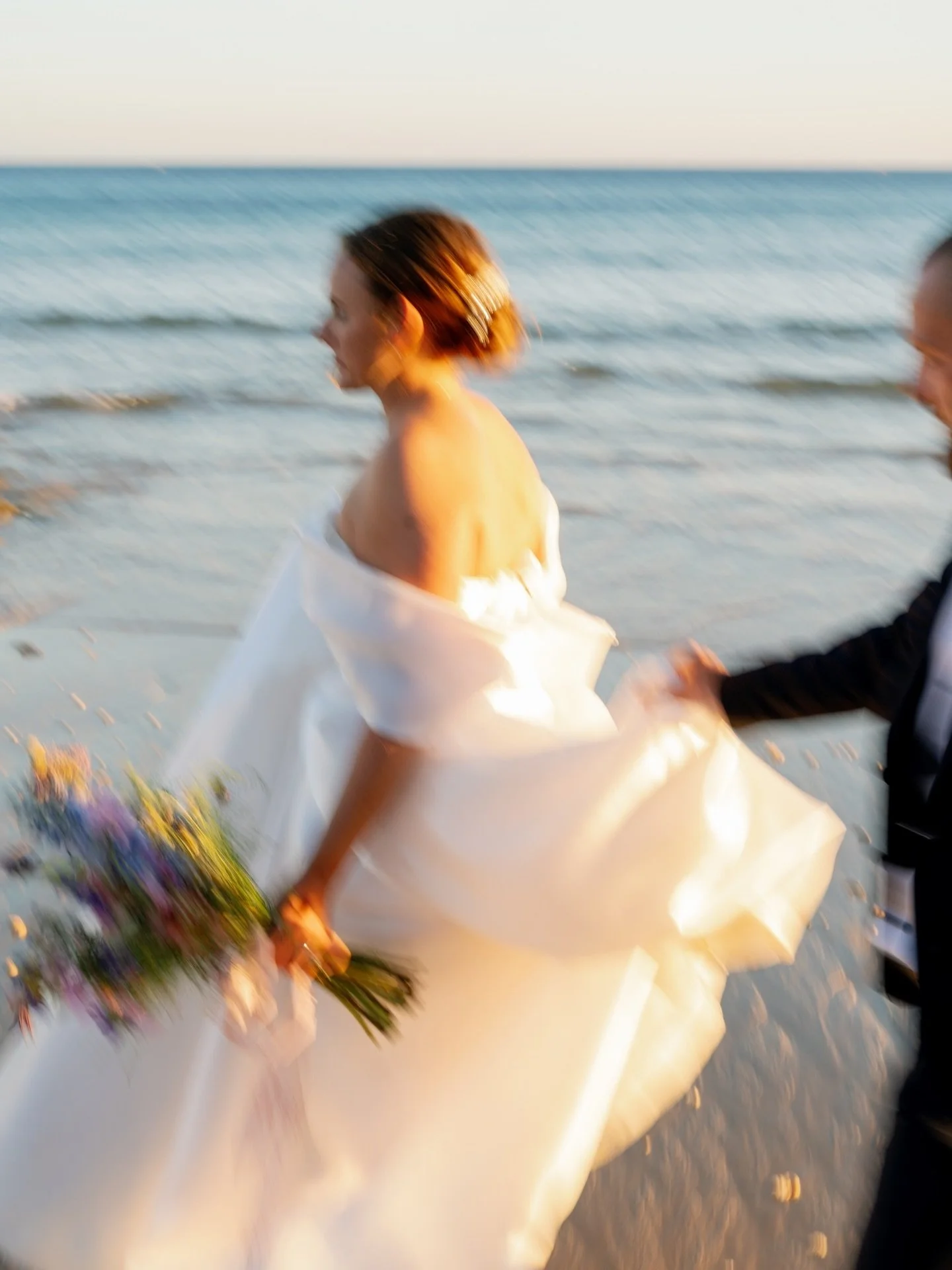 Walk with me.

Planner: @algarvedreamweddings 
Styling &amp; decor: @claudia_mota_design 
Photographer: @neverendsphoto 
Hair and makeup: @algarvehairmakeupstylist_xenia 
.
.
.
.
.
.
.
.
.
.
.
.
.
.
.
.
#algarvewedding #portugaldestinationwedding #al