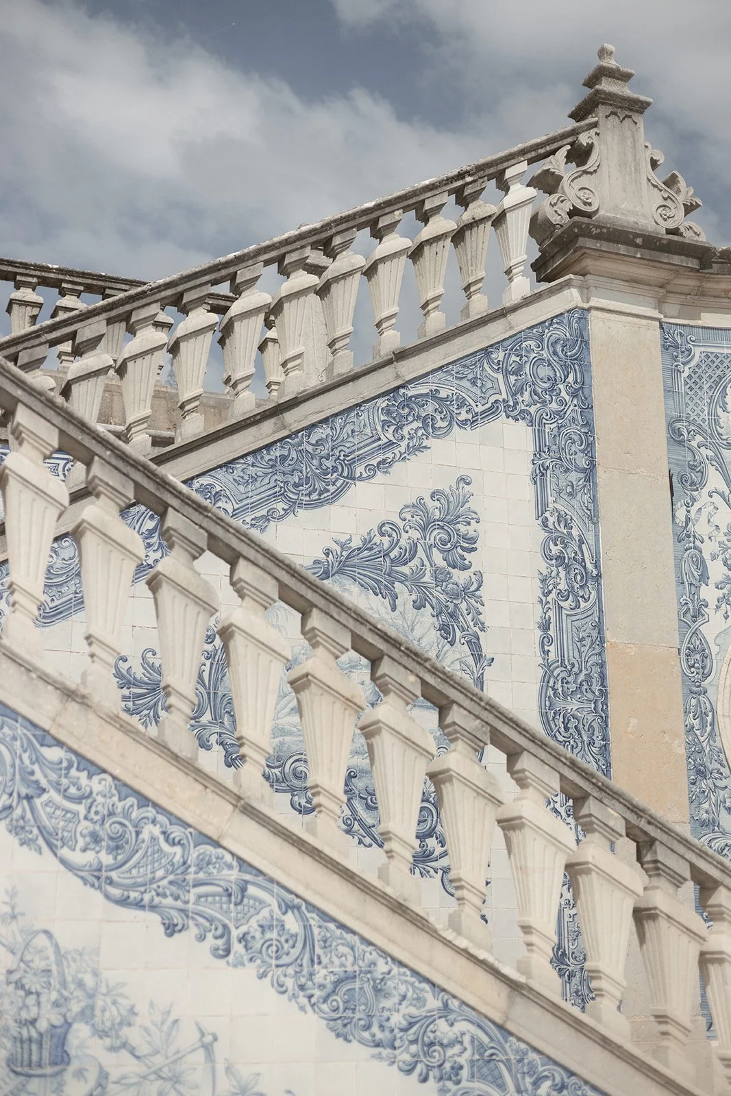 250501 Alex Kyra 2 wedding day-348.jpg