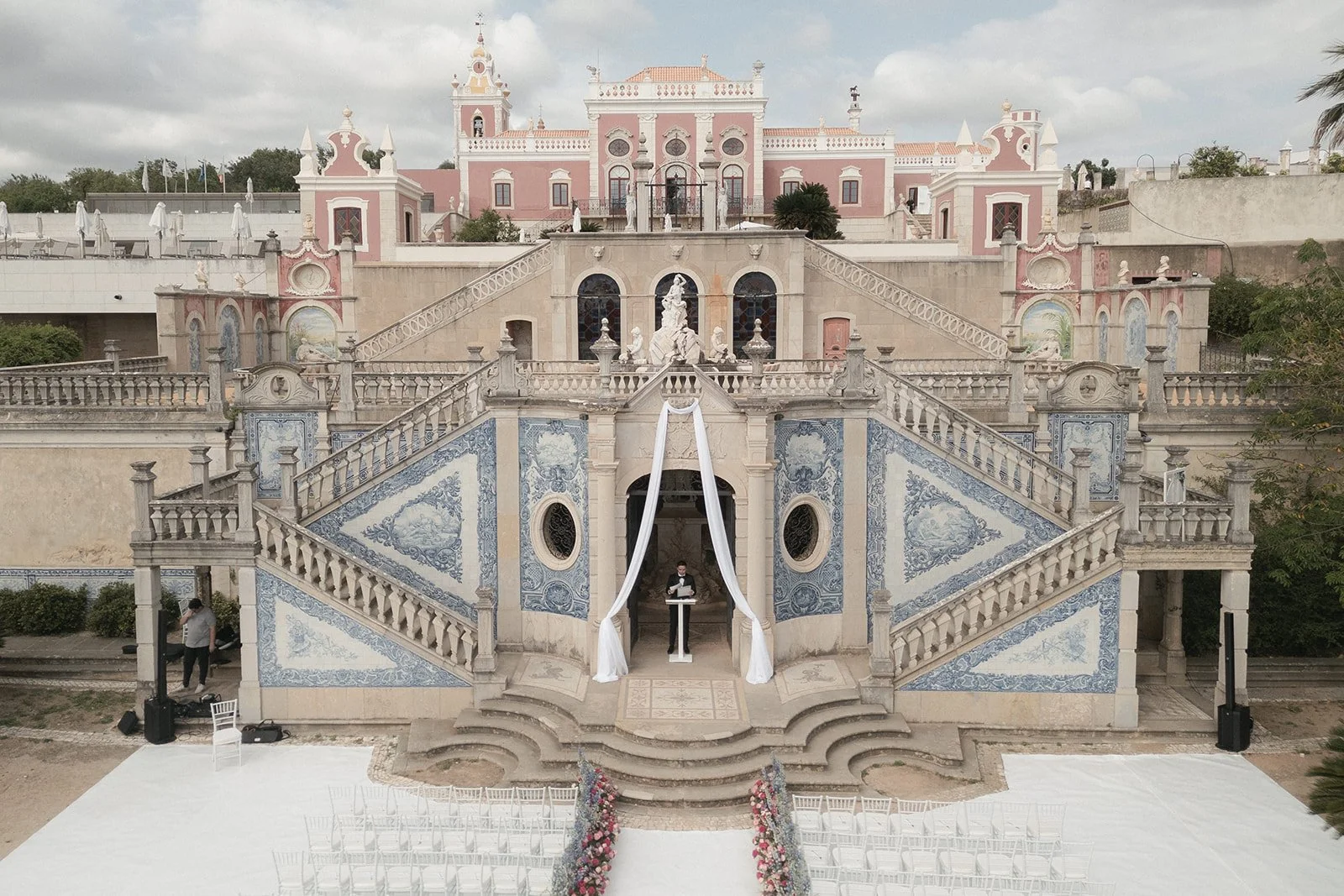 250501 Alex Kyra 2 wedding day-324.jpg