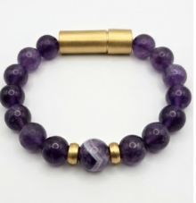 Enusia pill holder amethyst with chevron gold bracelet