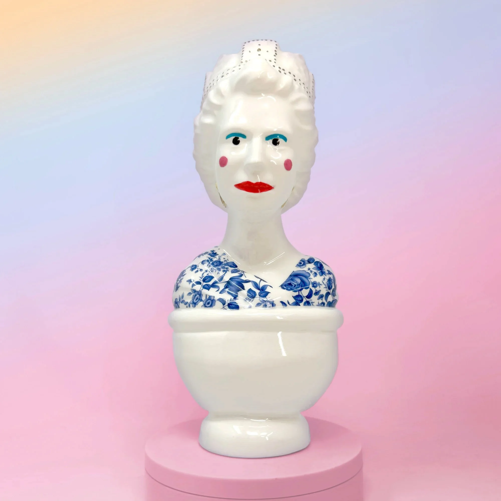 Queen E 2.jpg