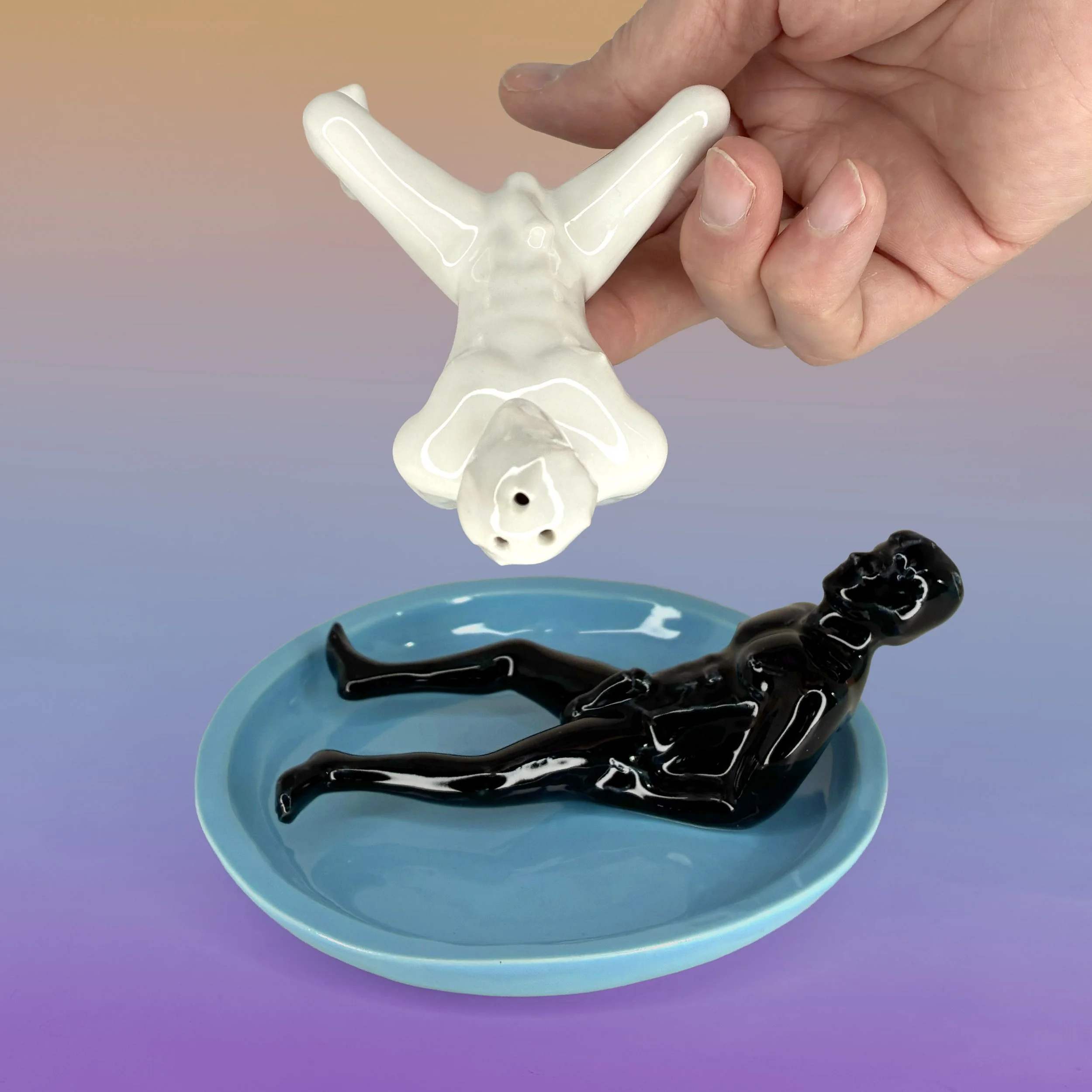 Rider Salt N Pepper Set Blue Plate 2 copy.jpg