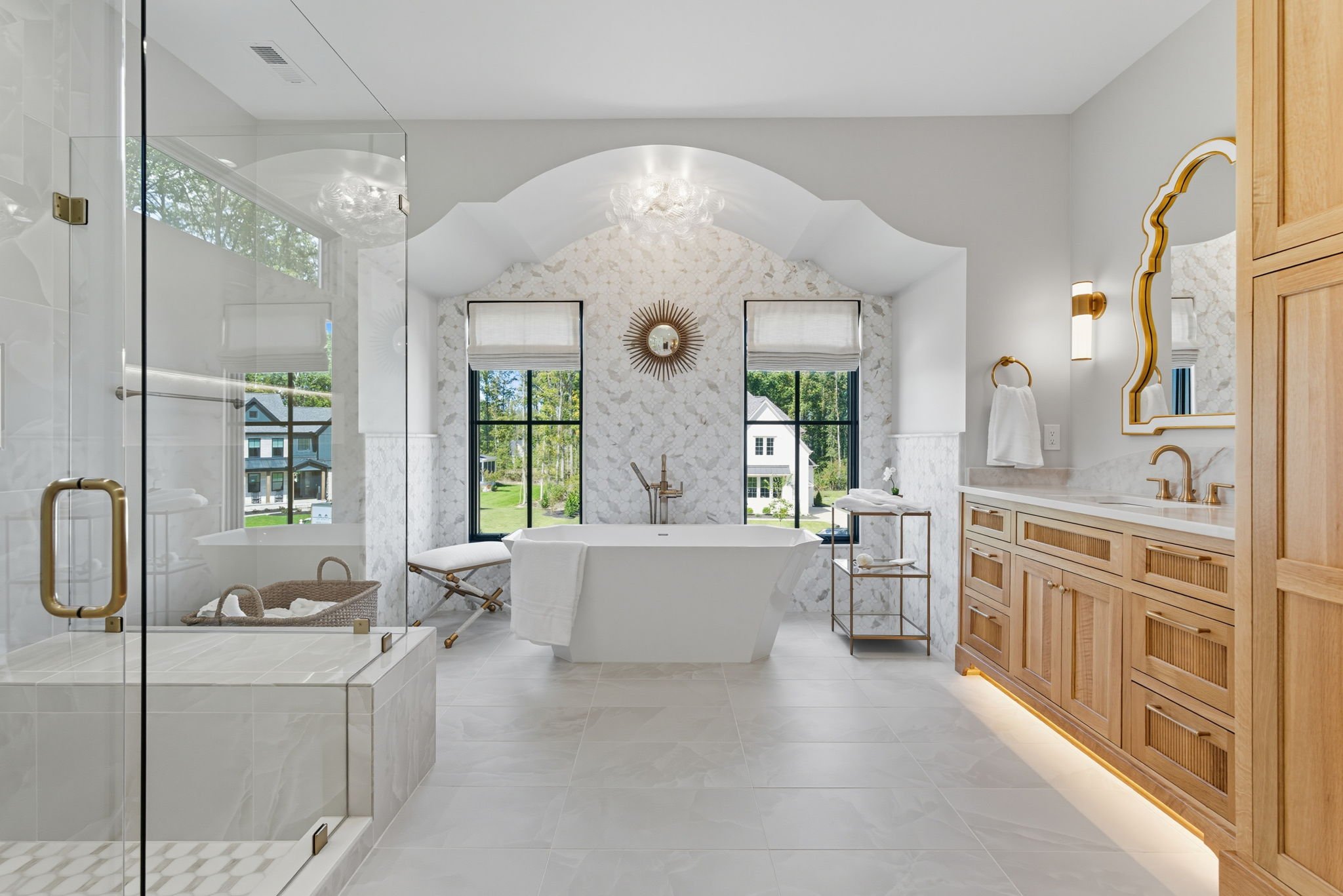 14_homeplaces-primary-bath.jpg