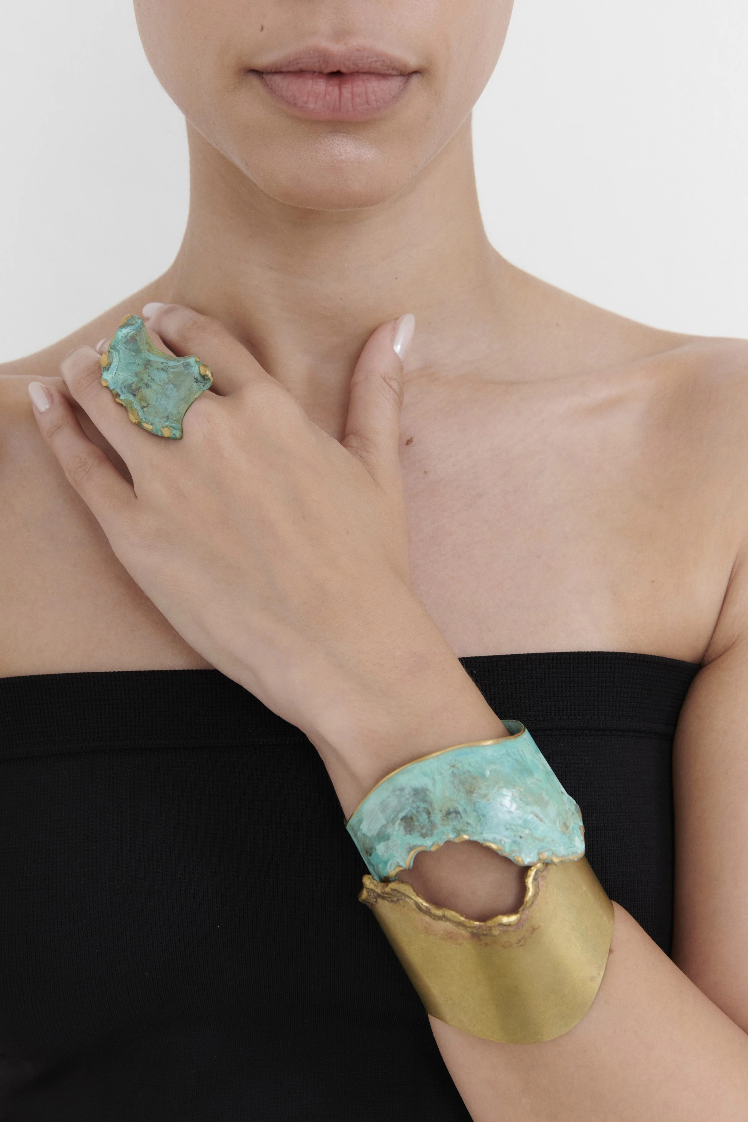 SIBILIA MODEL18916.jpg