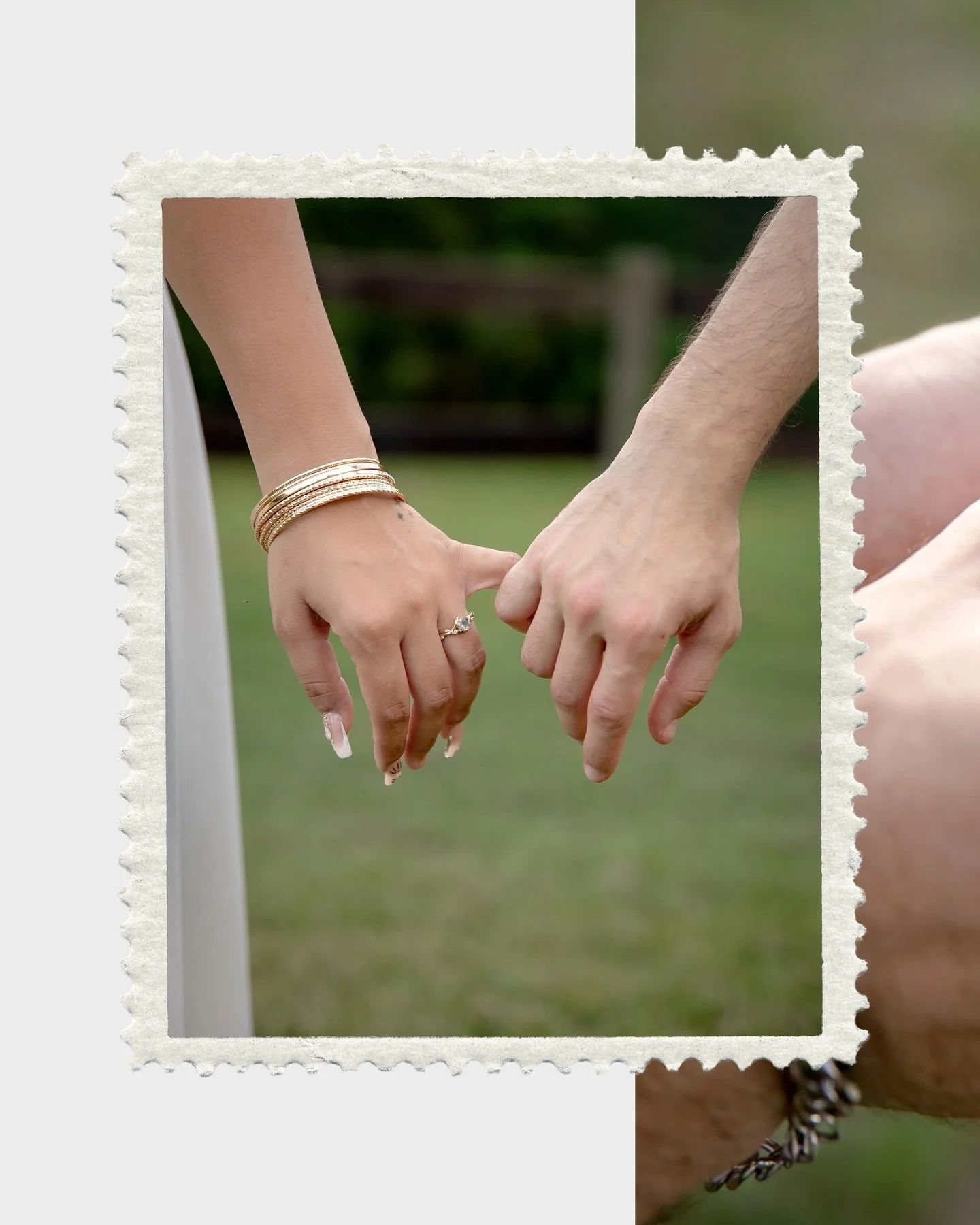 Obsessed with how these ring shots turned out from this engagement! 💍

Obsesionada con c&oacute;mo quedaron estas fotos del anillo de este compromiso! 💍
.
.
.
#couplesphotography 
#couples
#surpriseproposalorlando #bridetobe #engagementorlando #orl
