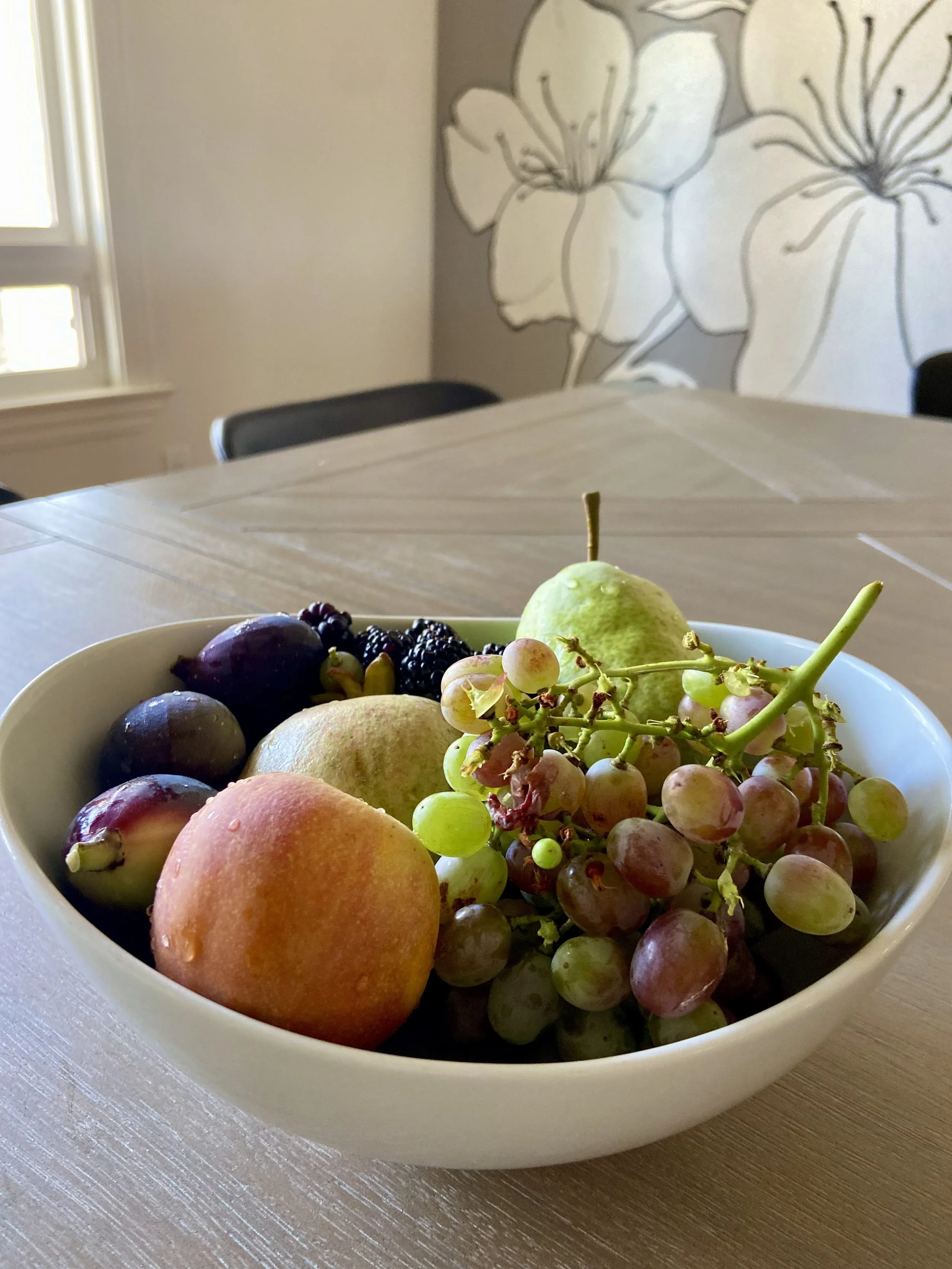 fresh-fruit-from-the-villa-garden.jpg