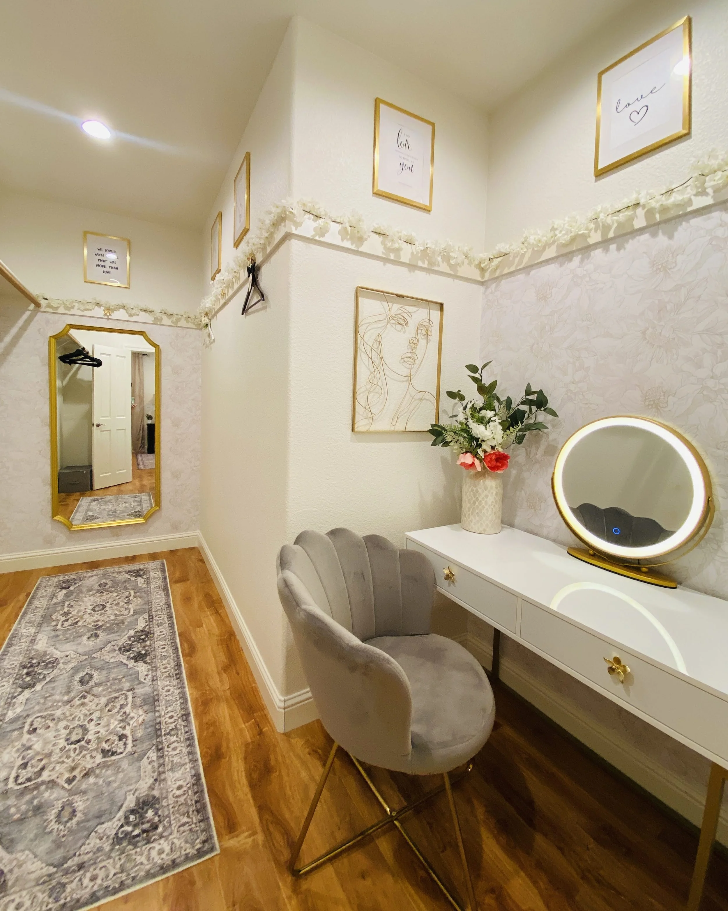 cherry-blossom-villa-brides-dressing-room.JPG